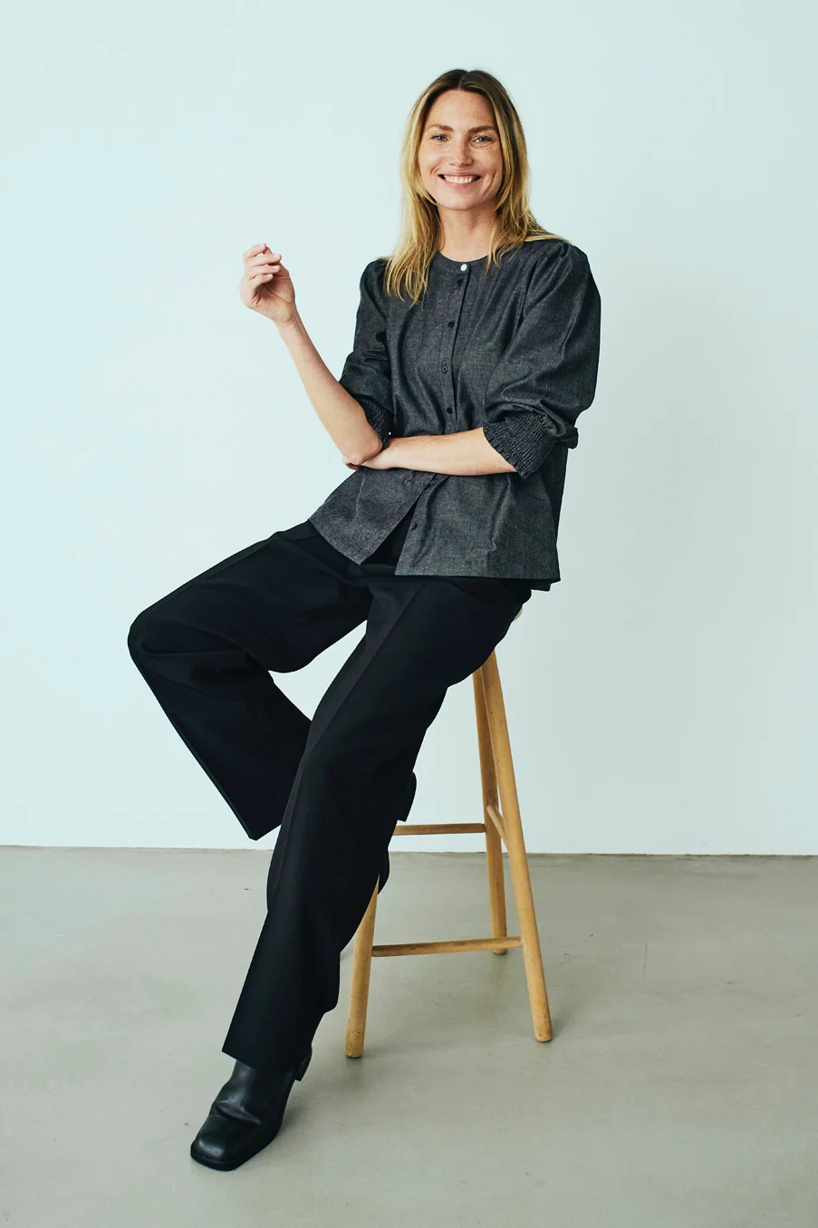 Aby Shirt 206351 | Black Denim | Shirt fra Freequent - Image 7