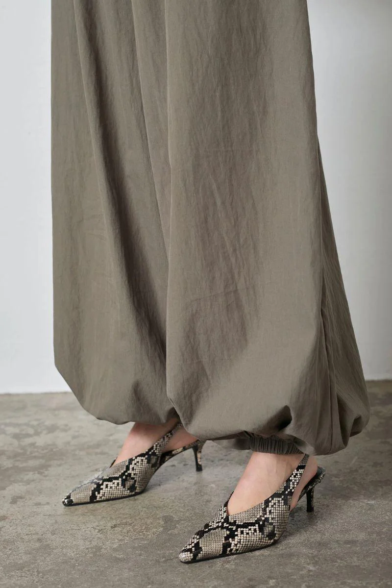 Acasia Balloon Pant 41122 | Army | Bukser fra Co'couture - Image 4