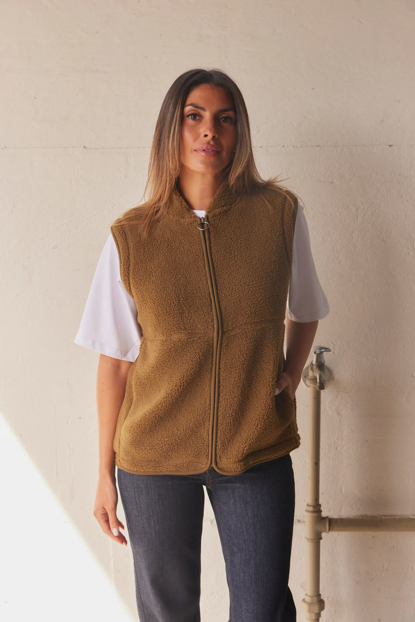Ada Waistcoat | Mørkegrøn | Teddy vest fra French Laundry - Image 9