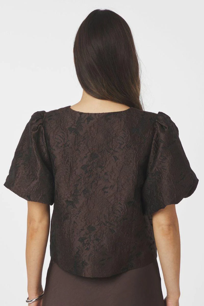 Aisa Brocade Blouse | Dark Brown | Bluse fra Neo Noir - Image 6