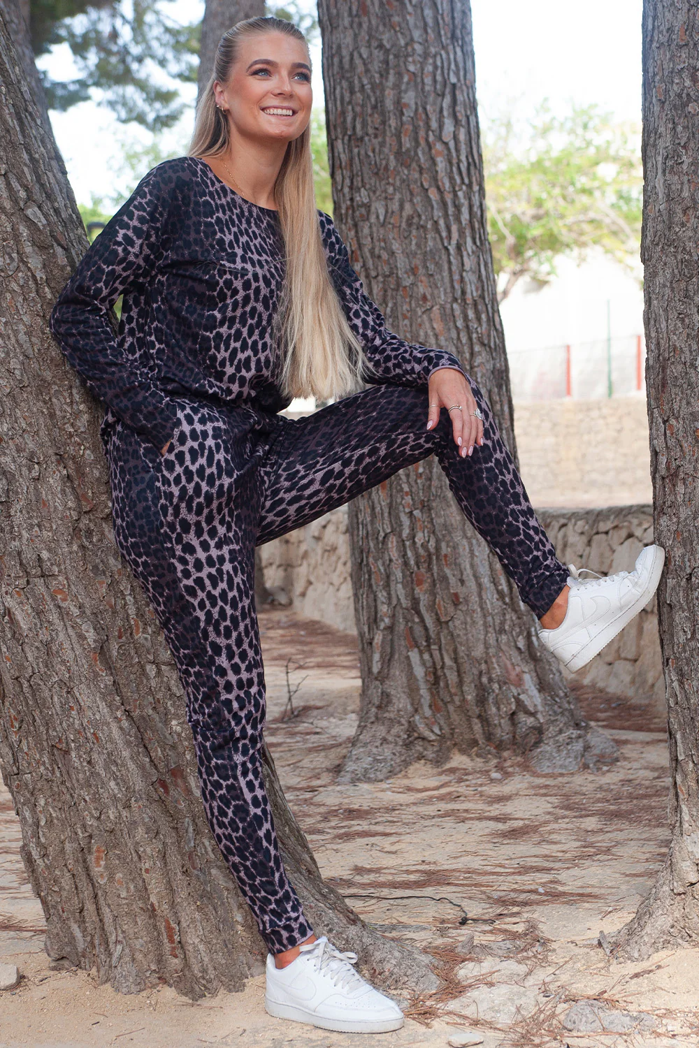 Alma Ls Top (Fleece) | Dark Brown Lux Leo | Bluse fra Liberté - Image 3