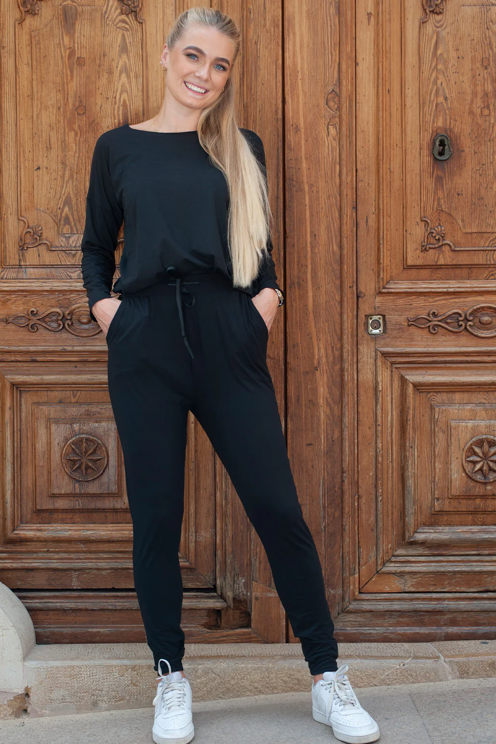 Alma LS Top | Sort | Langærmet bluse fra Liberté Essentiel - Image 3