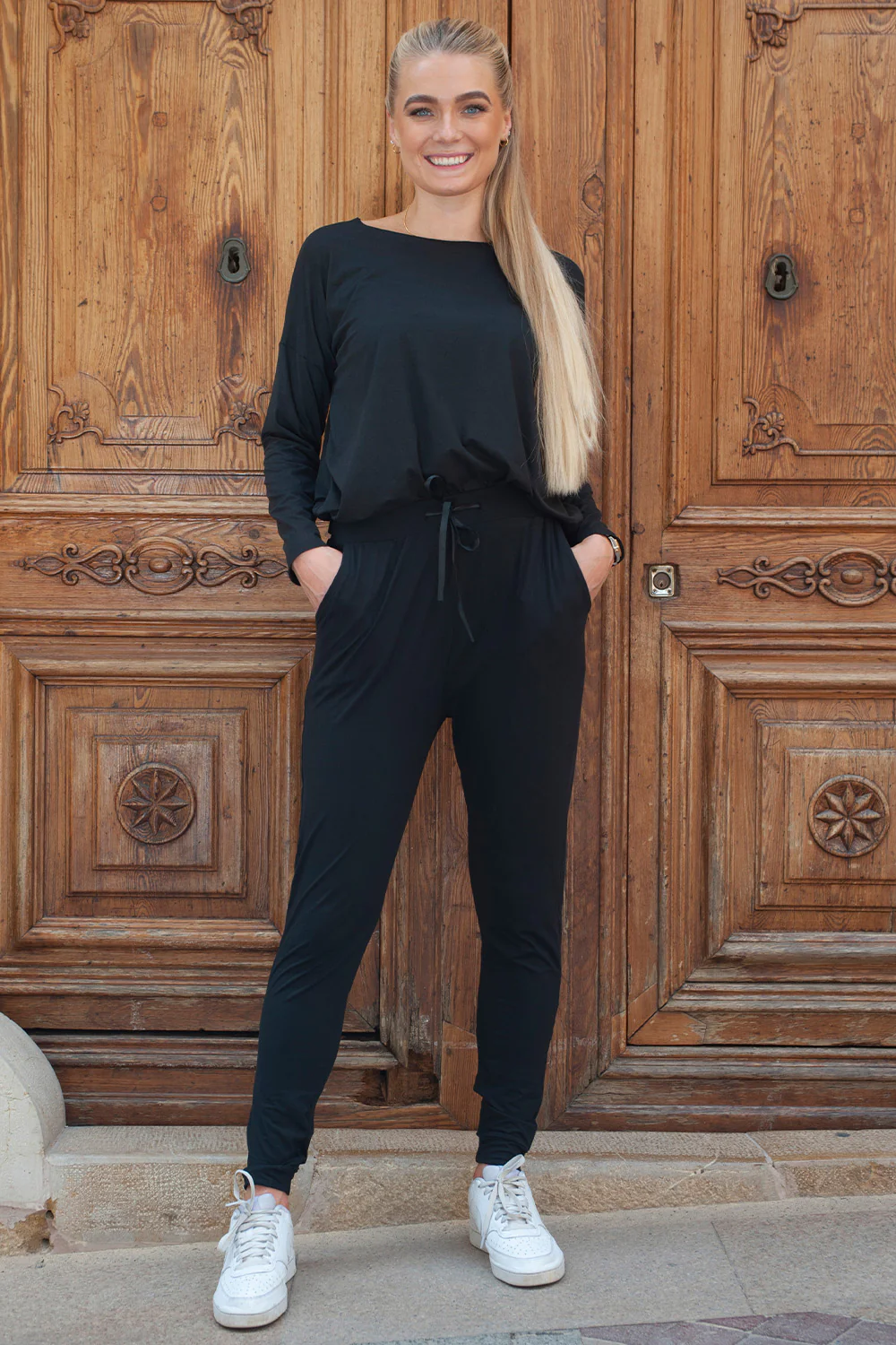 Alma LS Top | Sort | Langærmet bluse fra Liberté Essentiel - Image 8