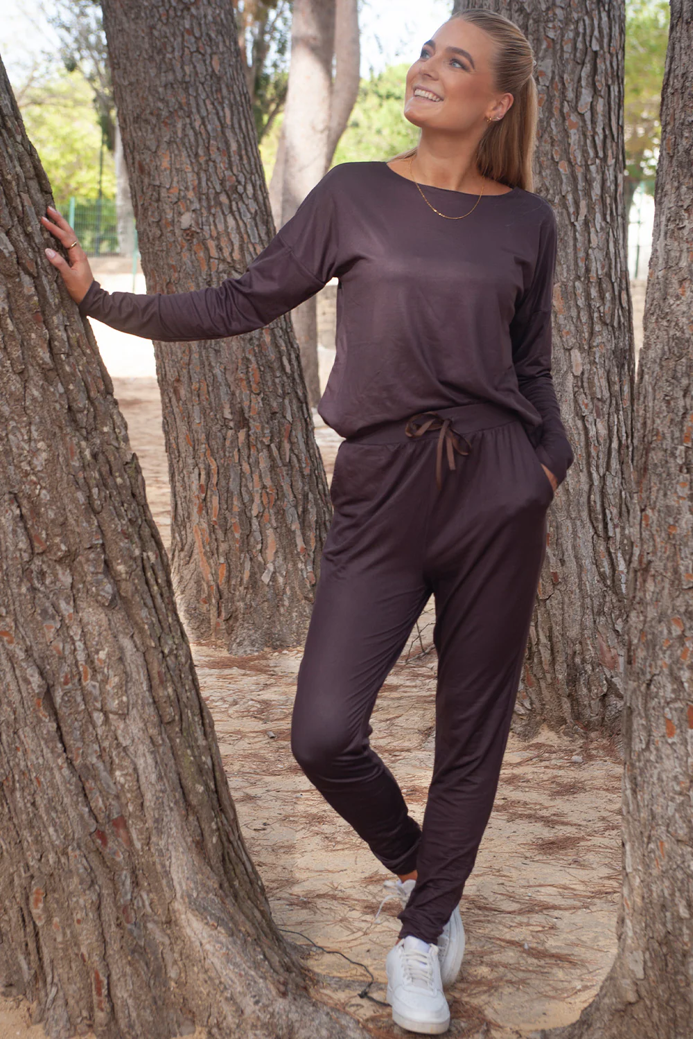 Alma Pants (Fleece) | Dark Chocolate | Bukser fra Liberté - Image 2