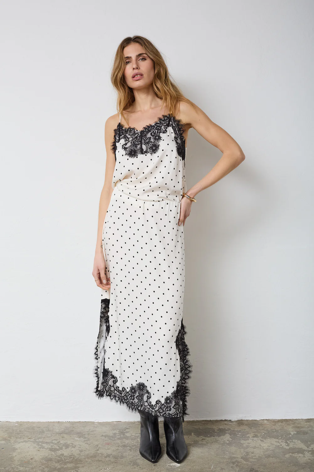 Amelicc Dot Lace Skirt | Off White | Nederdel fra Co'Couture - Image 3