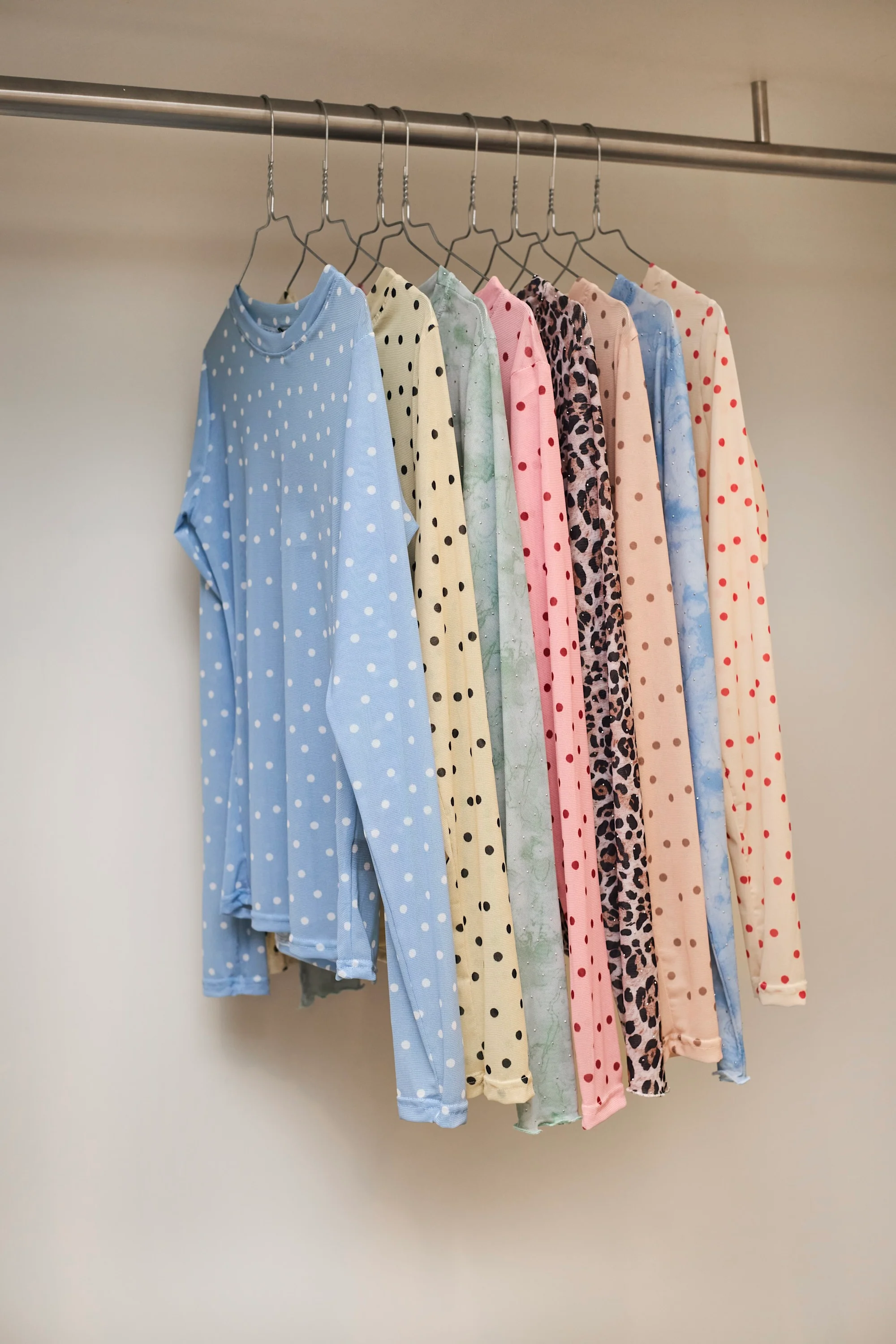 Annie Mesh Blouse | Rose Dot | Bluse fra Black Colour - Image 5
