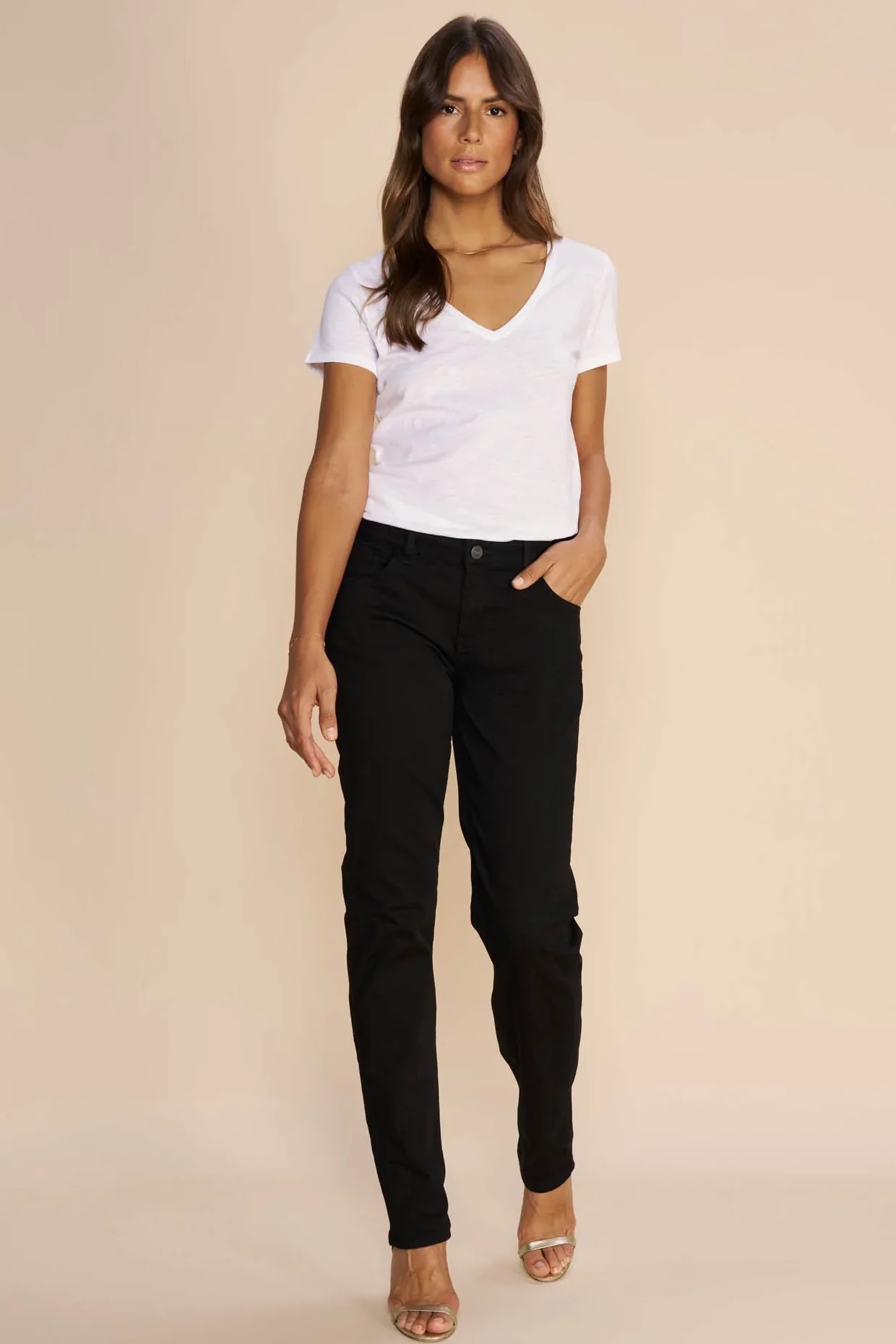 Arden Organic V-SS Tee  | White | T-Shirt fra Mos Mosh - Image 13