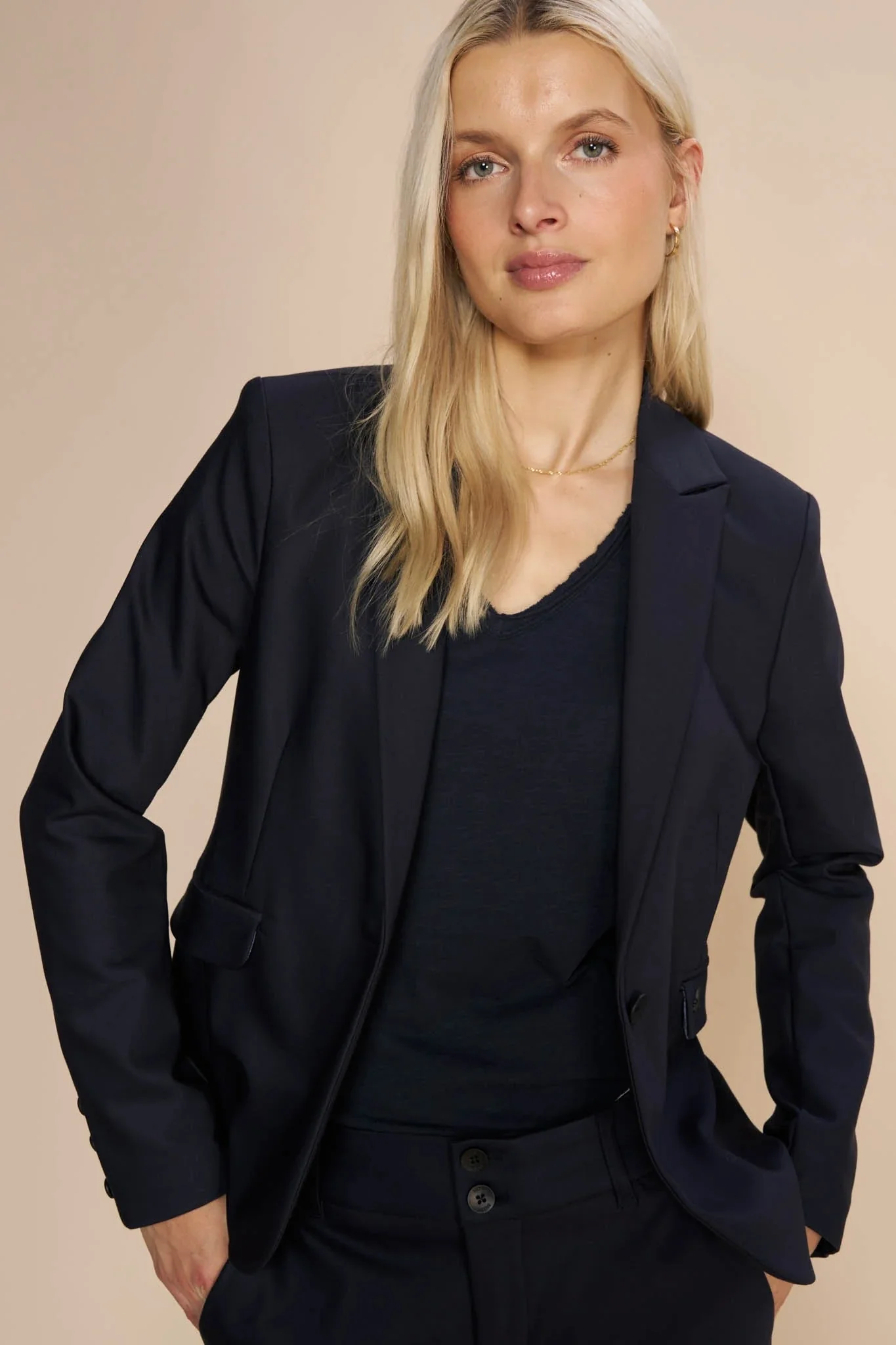 Blake Night Blazer | Navy | Blazer fra Mos Mosh - Image 23