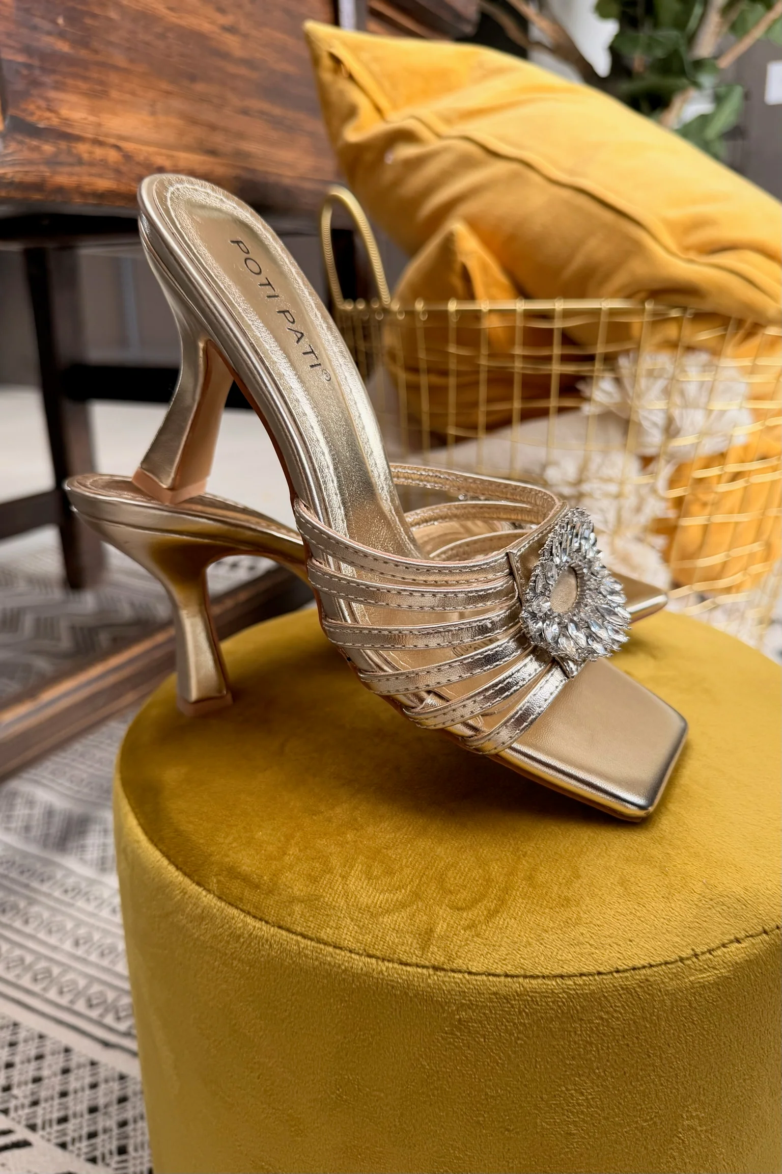 Call me Carrie Sandals | Golden - Image 3