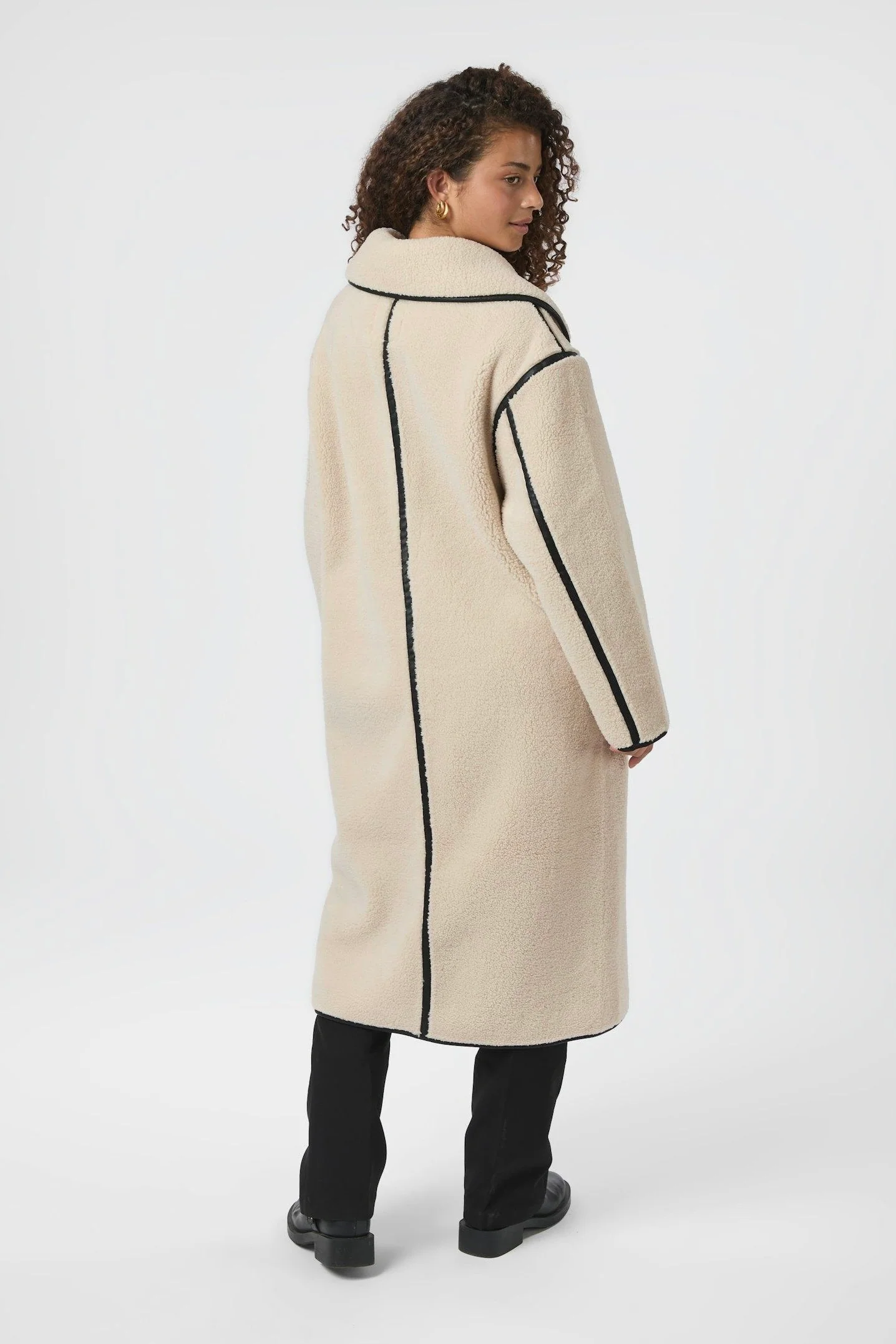 Carmen Teddy Coat | Ivory | Jakke fra Neo Noir - Image 7