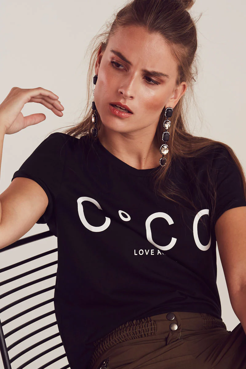 Coco Signature Tee | Sort | T-shirt fra Co'couture
