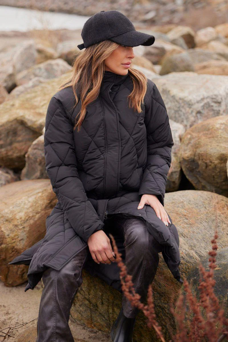 Cora Coat | Sort | Frakke fra Statebird - Image 3