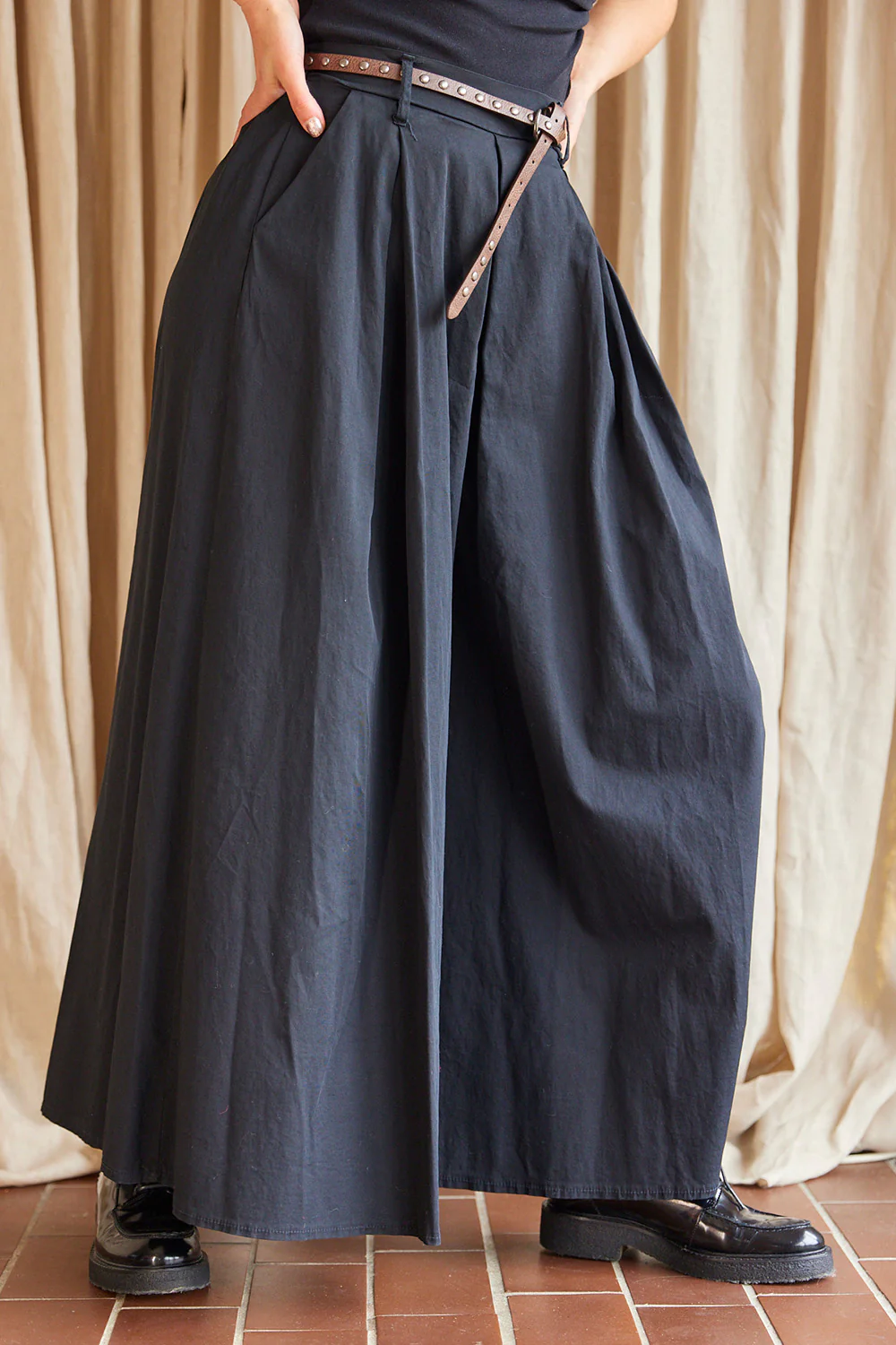 Carmen Culotte Pants | Black | Bukser fra Atelier C - Image 4