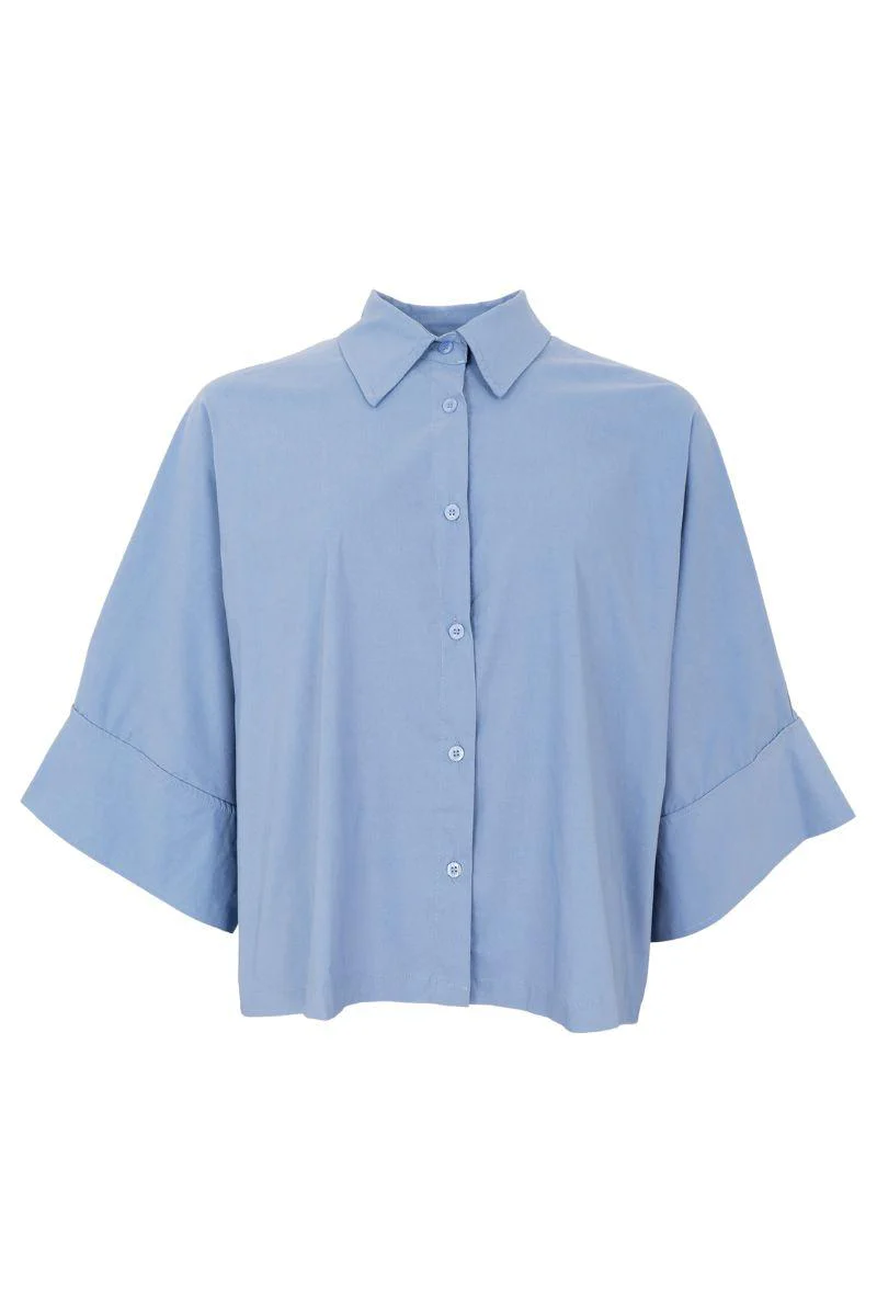 Davina Loose Shirt | Dust Blue | Skjorte fra Black Colour