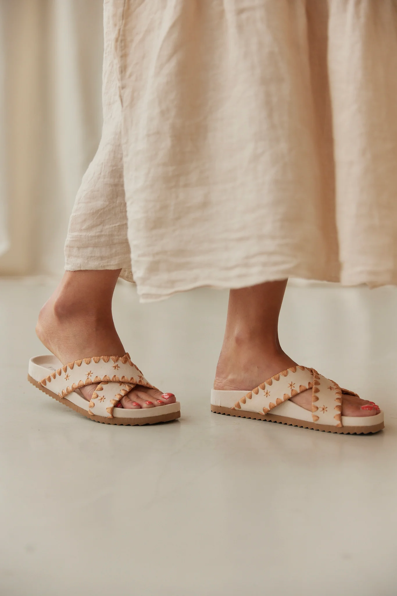 Elia Embroidered Sandals | Beige - Image 5
