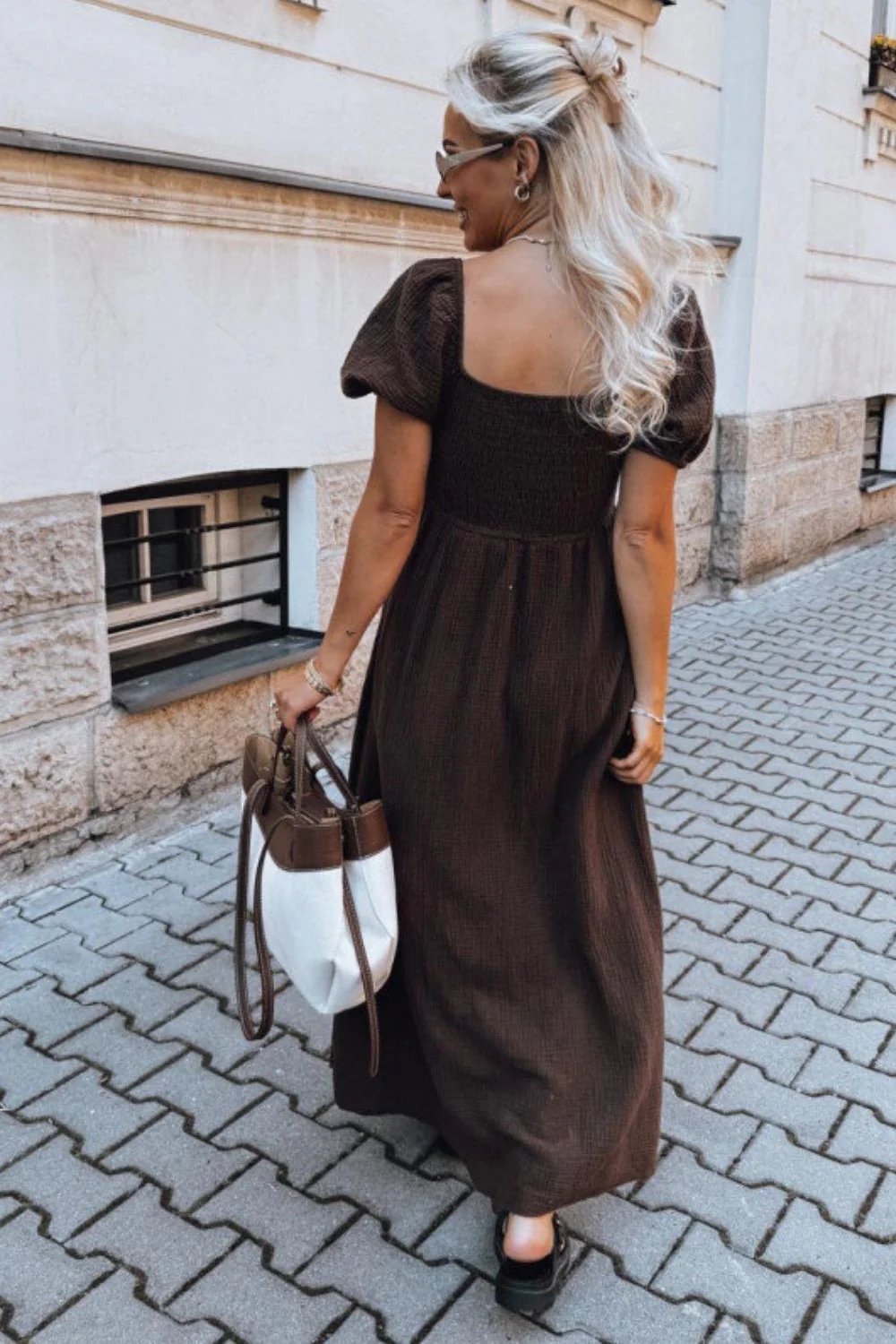 Elinor Smock Dress | Chocolate | Kjole fra French Laundry - Image 2
