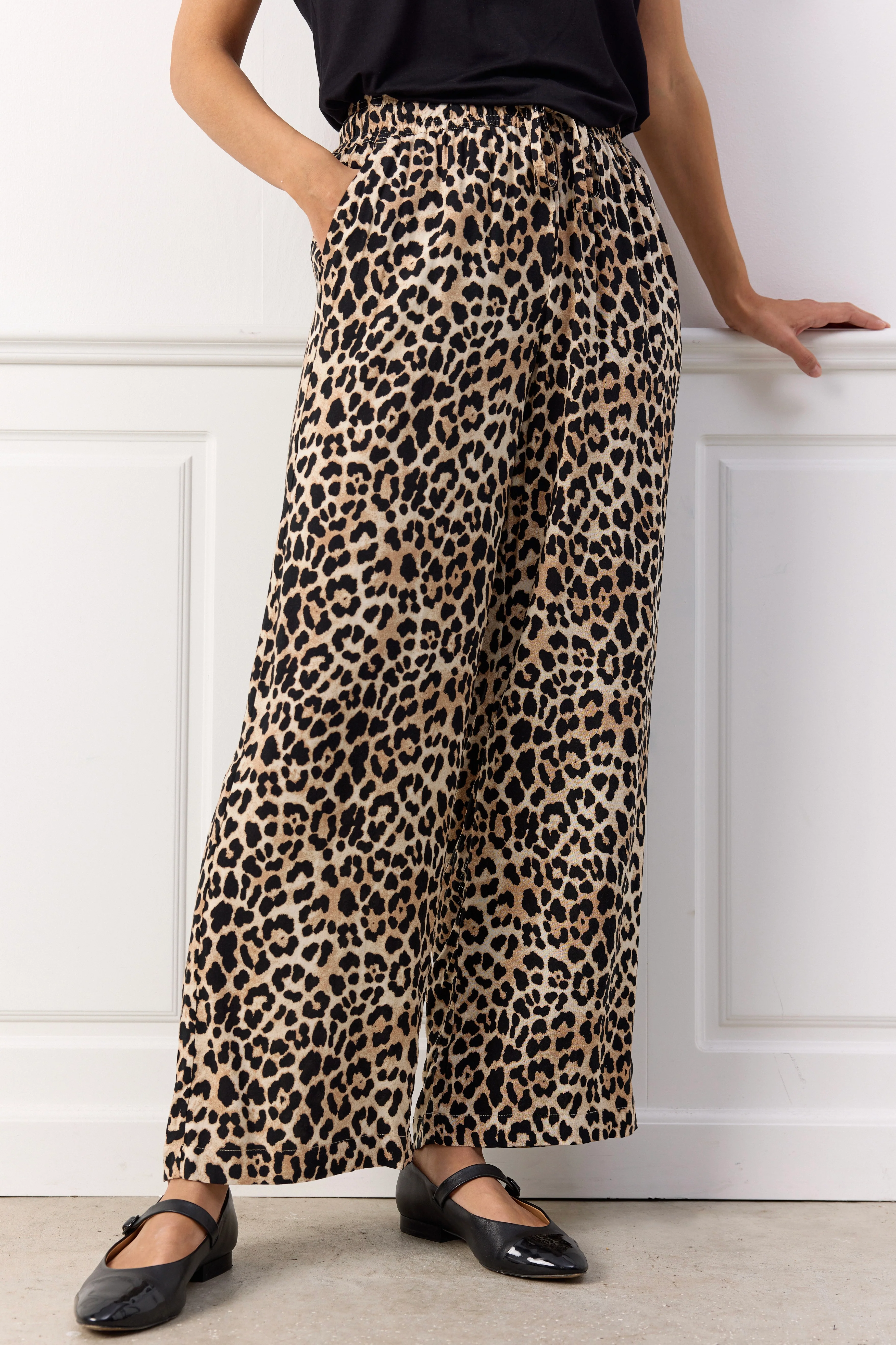 Elli Pants | Sand | Bukser fra Statebird - Image 17