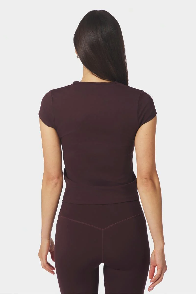 Ettia Baby Tee | Burgundy | T-Shirt fra Neo Noir - Image 4