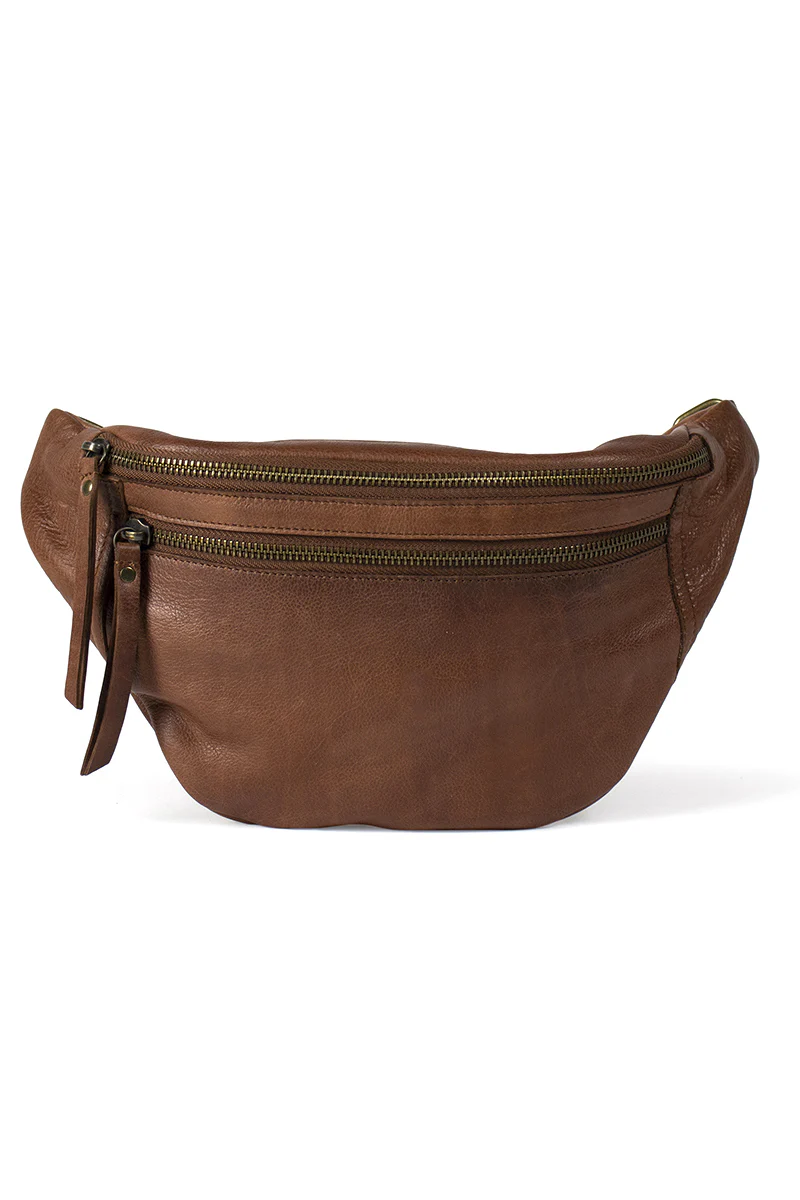 Faust Urban | Walnut | Bumbag fra Re:designed