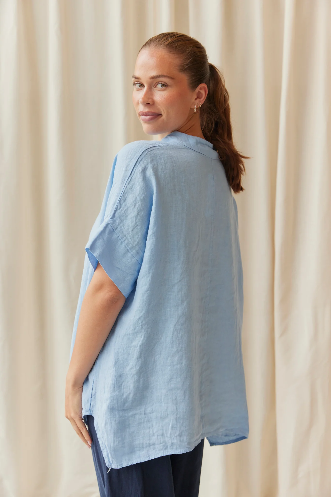 Fiorella Linen V-neck | Sky Blue - Image 3