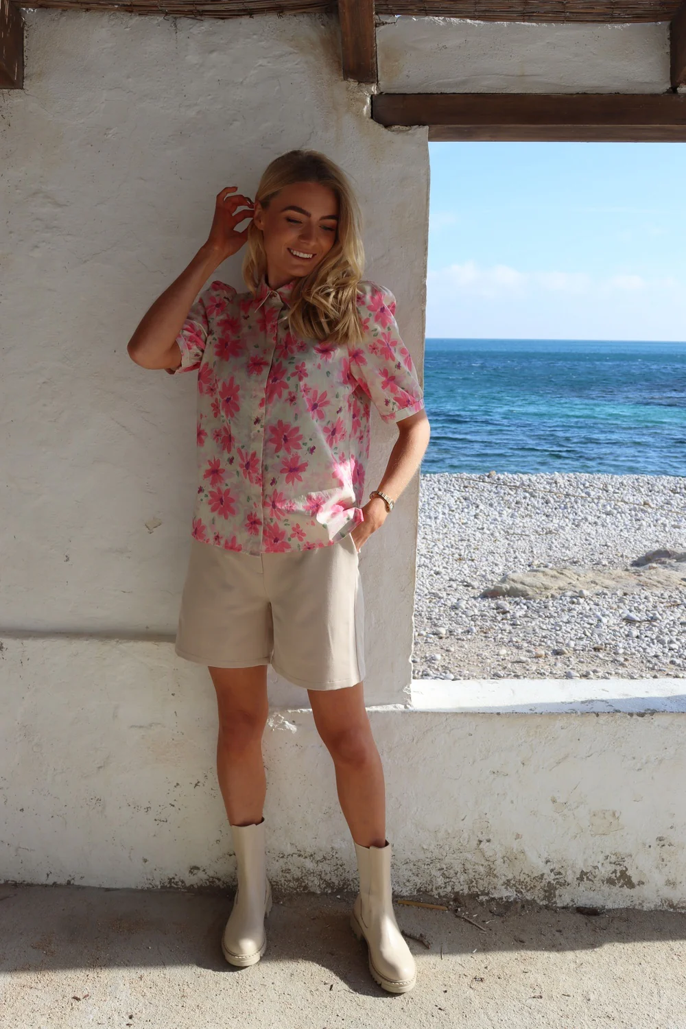 Flora Ss Blouse | Pink Watercolor Flower | Bluse fra Liberté - Image 3