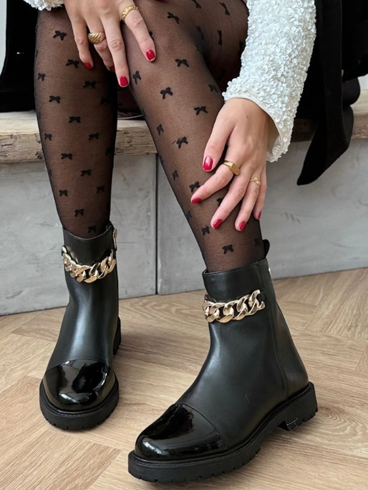 Flower Eyes | Black/Gold/Patent | Støvler fra Copenhagen Shoes - Image 8