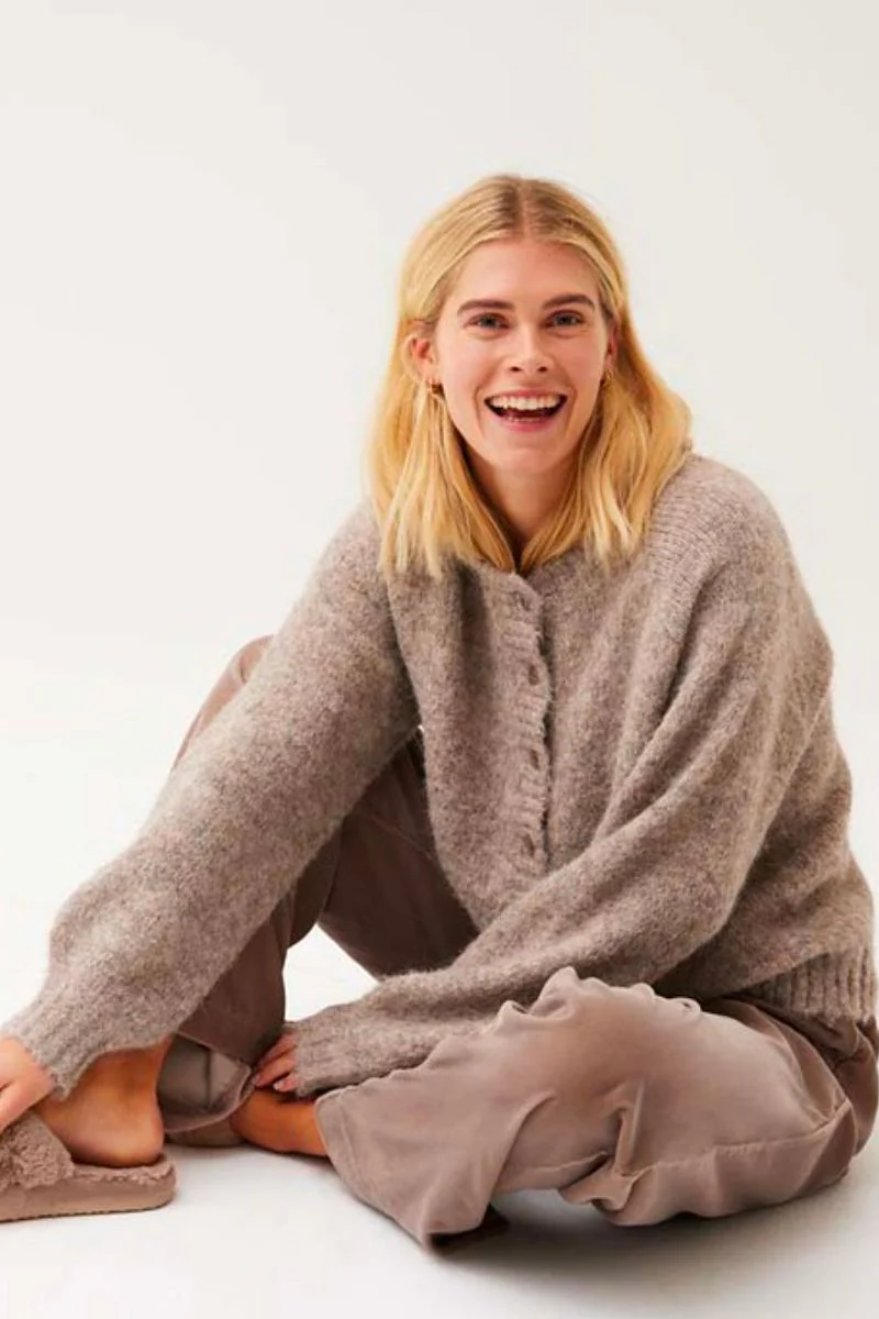 Louisa Car | Desert Taupe Melange | Cardigan fra Freequent - Image 9