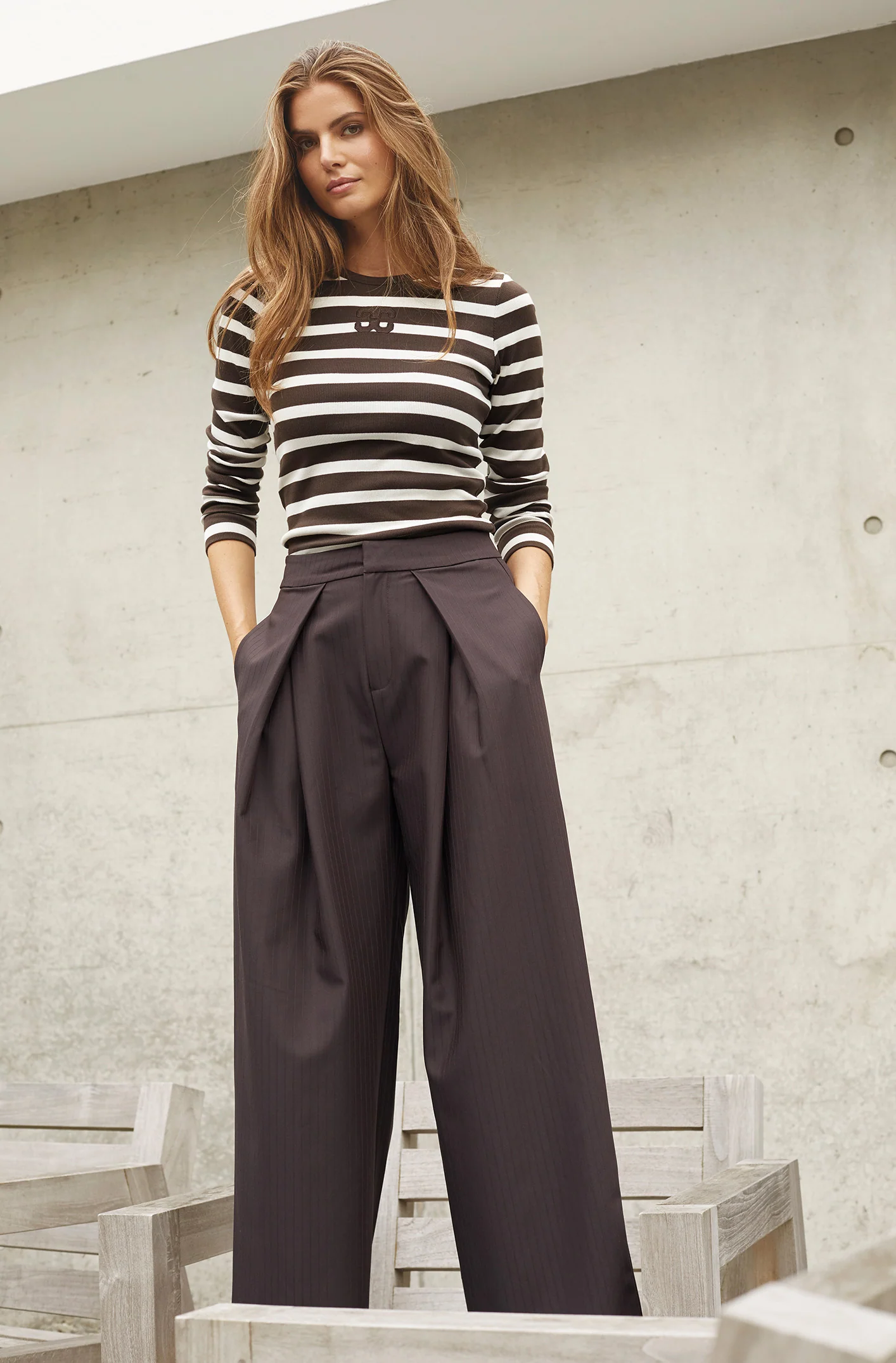 Granny Rib Emb LS Blouse 43007 | OffWhite/DarkBrown | T-Shirt fra Co'couture - Image 3