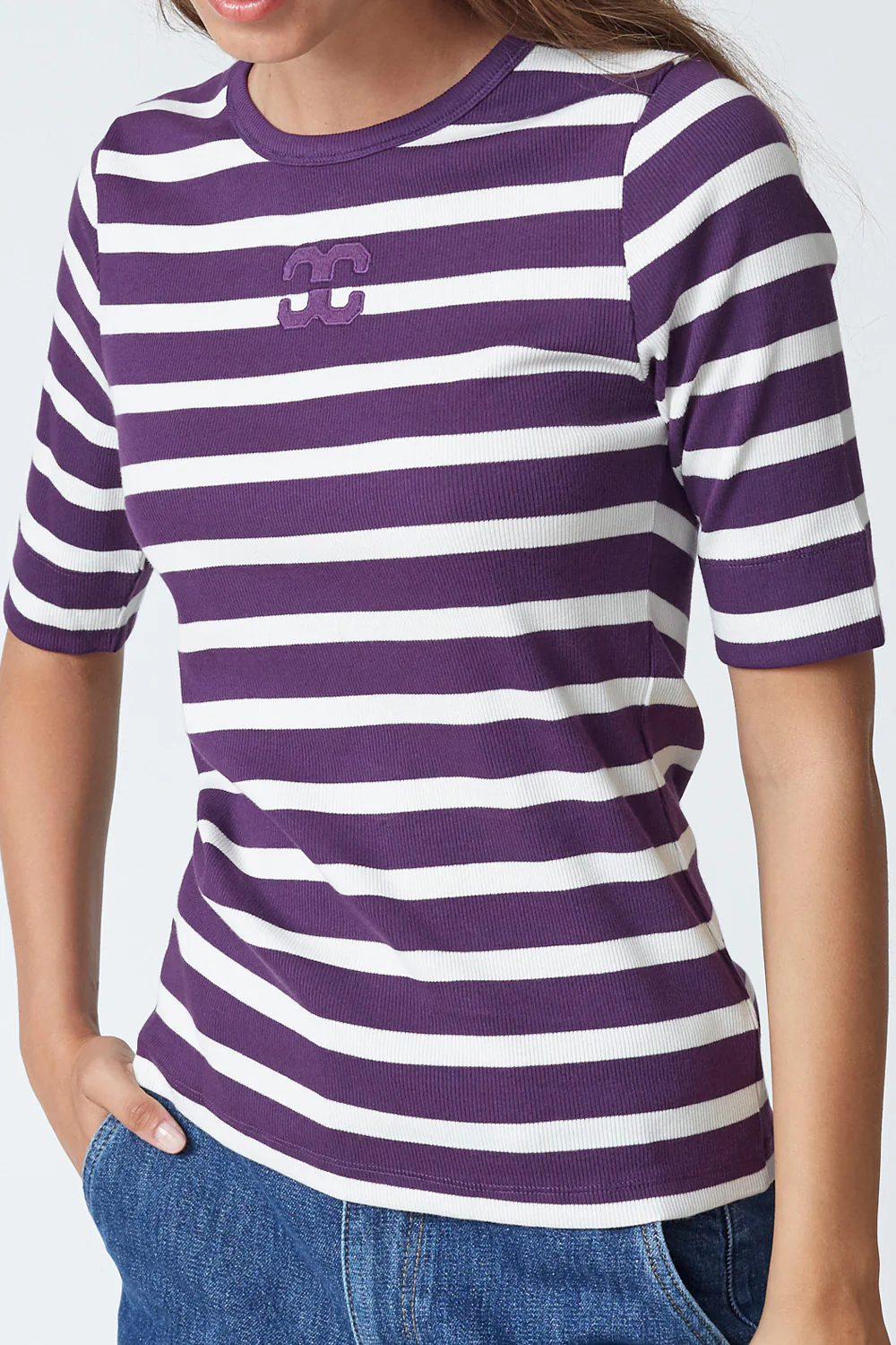 Granny Rib Emb SS T-shirt 33206 | OffWhite/Plum | T-Shirt fra Co'couture - Image 3