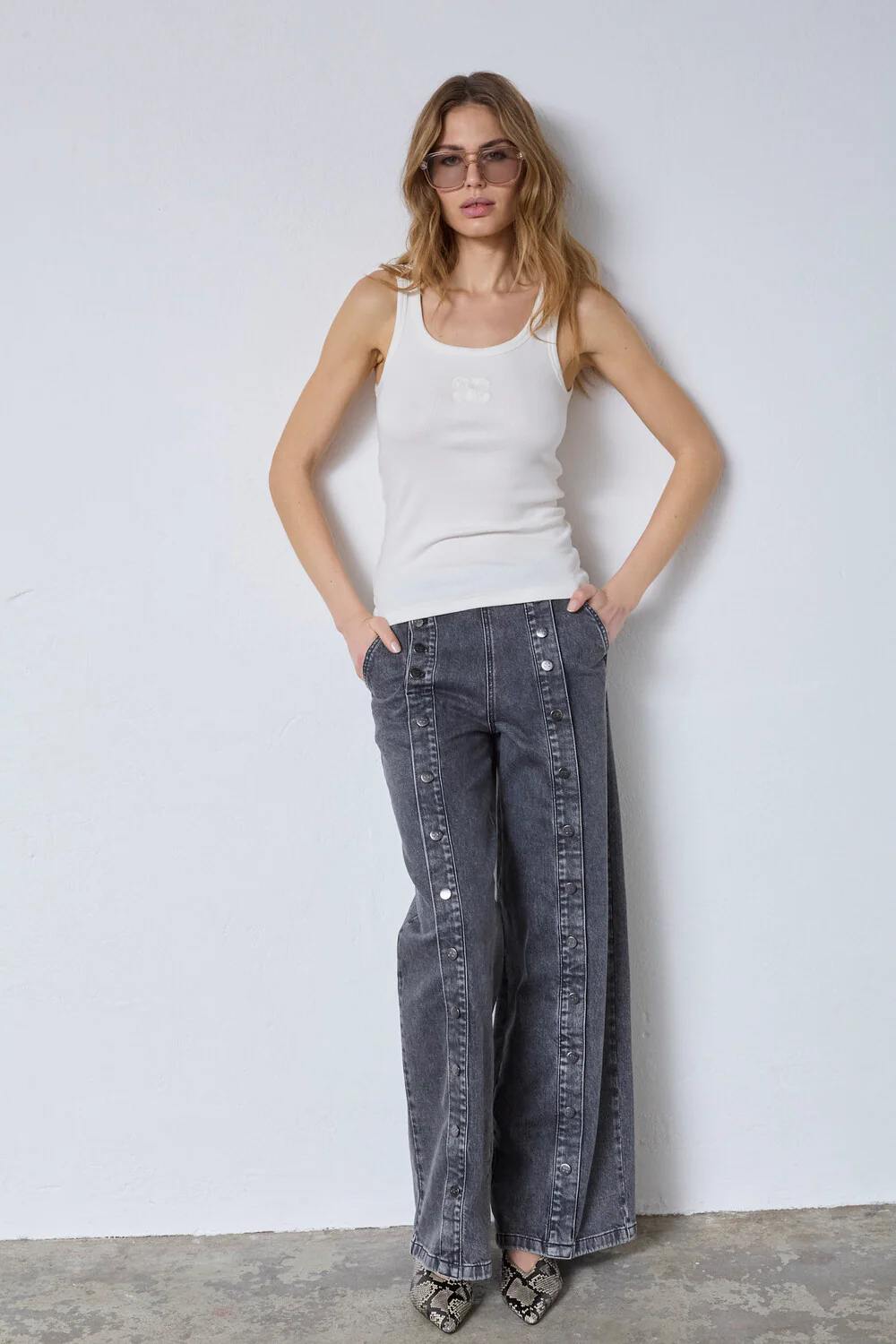 Granny Rib Solid Emb Tank 43009 | White | T-Shirt fra Co'couture - Image 10