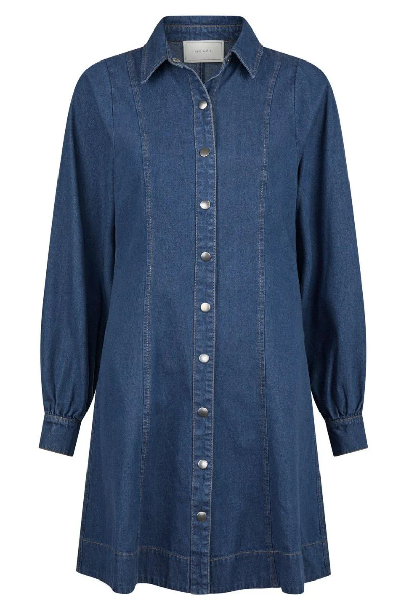 Hanne Denim Dress | Dark Blue | Kjole fra Neo Noir - Image 2