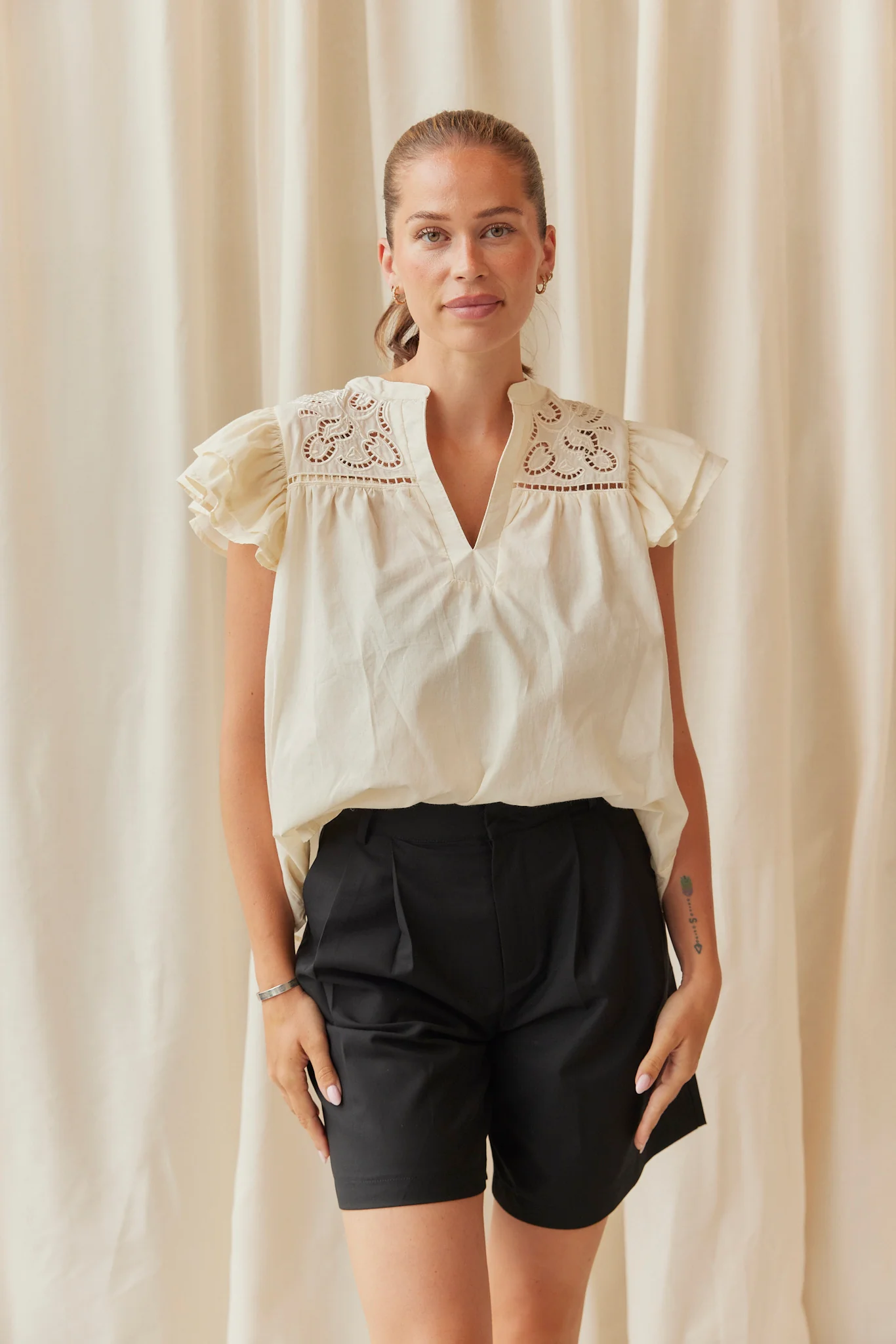 Hazel Ruffle Shirt | Beige - Image 5