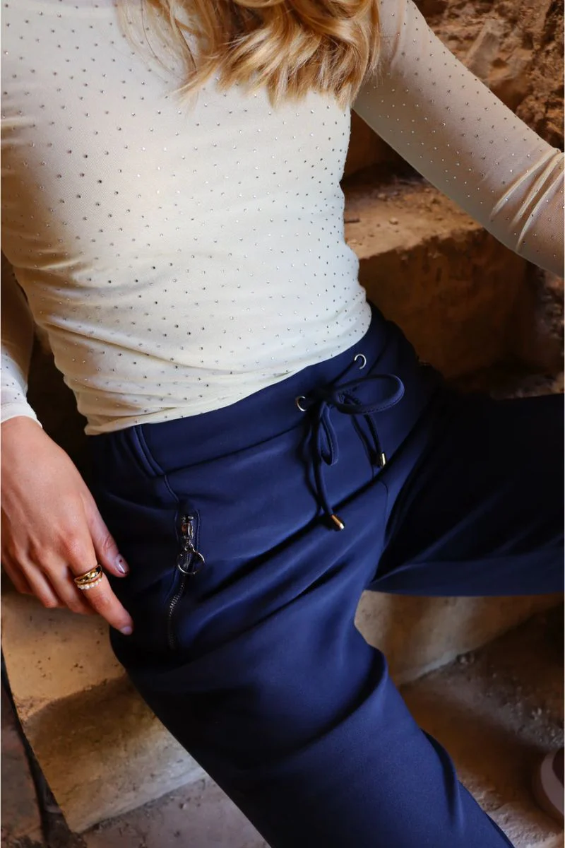 Henne Zip Pants | Dark Navy | Bukser fra Liberté - Image 4