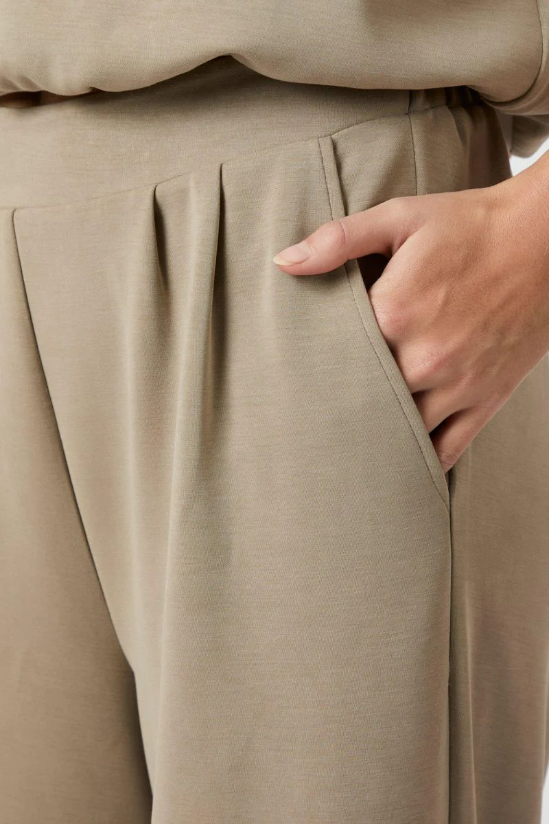 Isark Soft Pants | Taupe | Bukser fra Neo Noir - Image 5