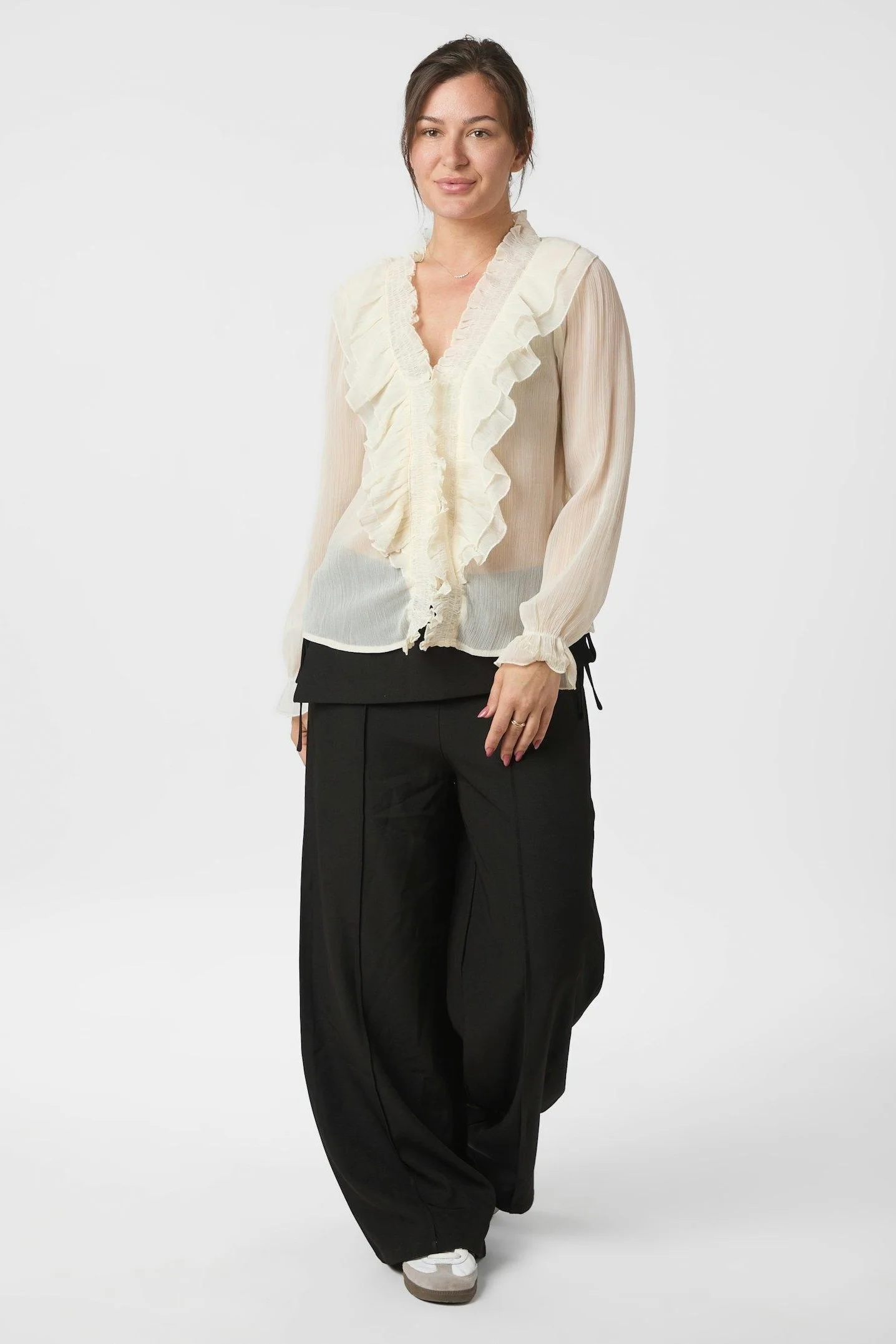 Ivey Blouse | Creme | Bluse fra Neo Noir - Image 9