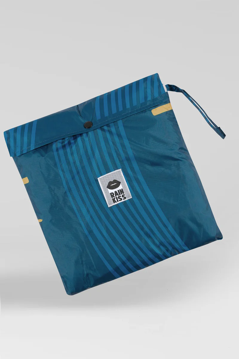 Japanese Blossom Poncho | Blue | Regnponcho fra Rainkiss - Image 4