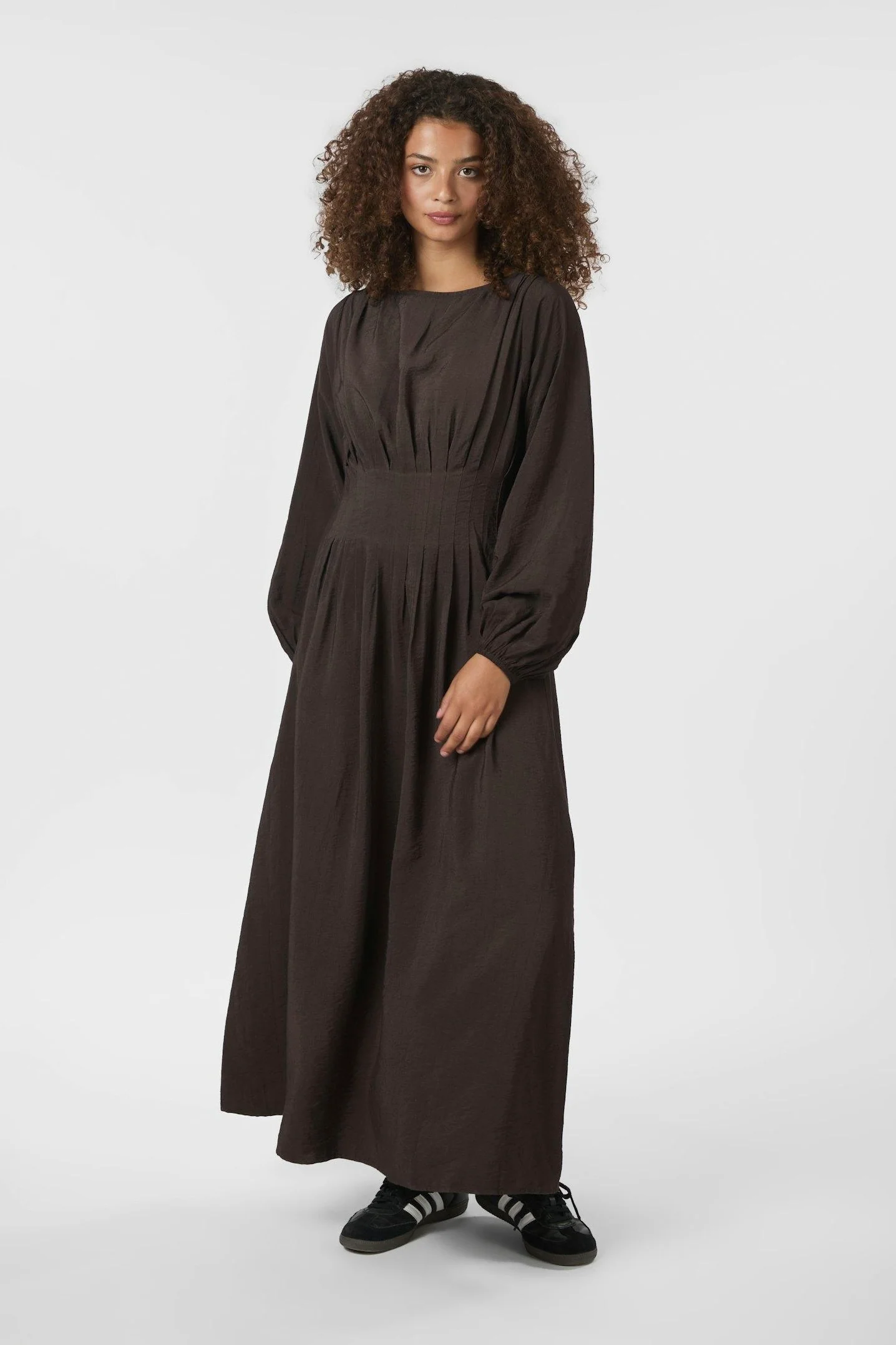 Kankata Dress | Dark Brown | Kjole fra Neo Noir - Image 2