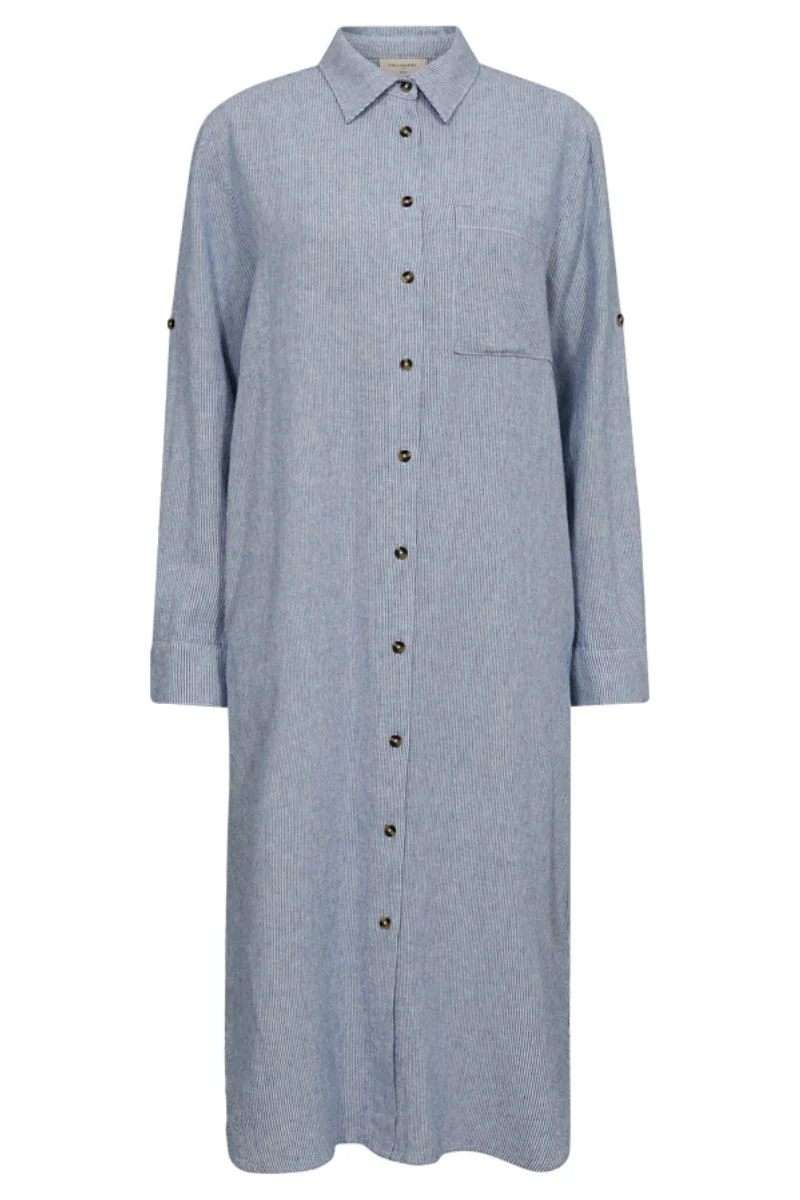 Lava Dress 204307 | Off White w. Nebulas Blue | Kjole fra Freequent
