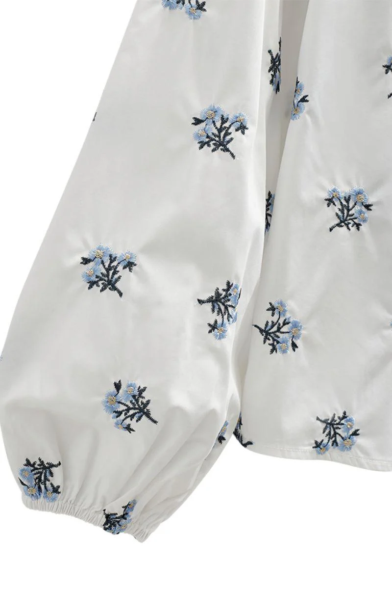 Leila Blouse 207433 | Star Off-White W. Vista Blue | Bluse fra Freequent - Image 3