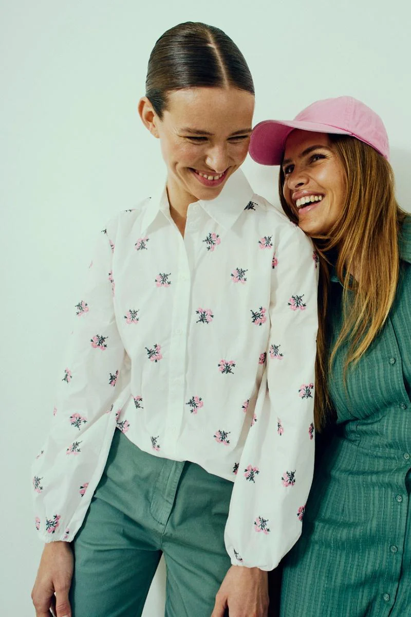 Leila Blouse 207433 | Star Off-White W. Wild Orchid | Bluse fra Freequent - Image 4