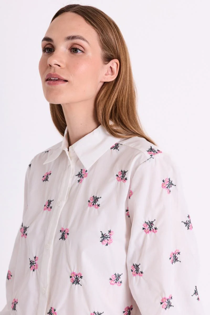 Leila Blouse 207433 | Star Off-White W. Wild Orchid | Bluse fra Freequent - Image 9