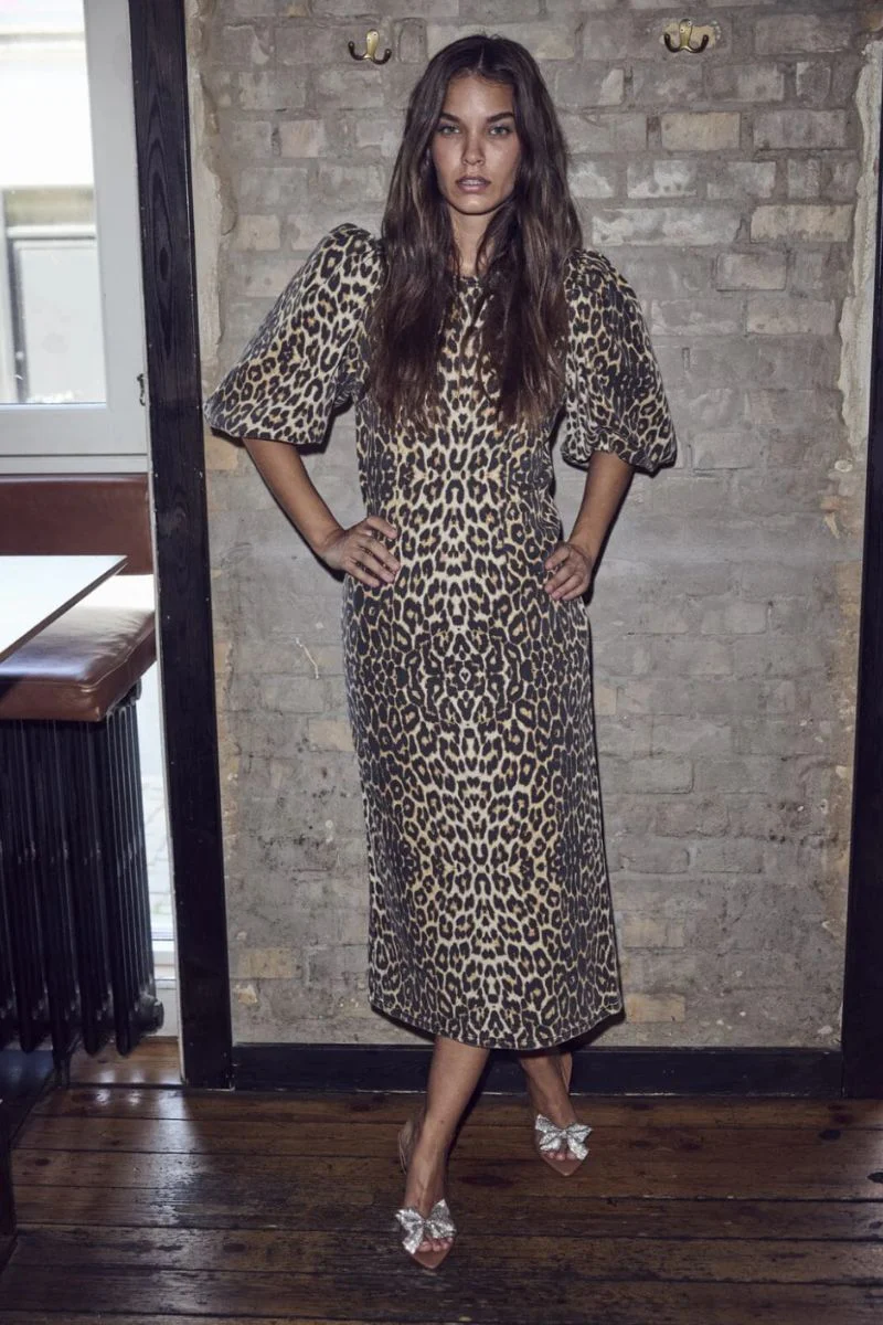 LeoCC Puff Dress | Khaki | Kjole fra Co'couture - Image 4