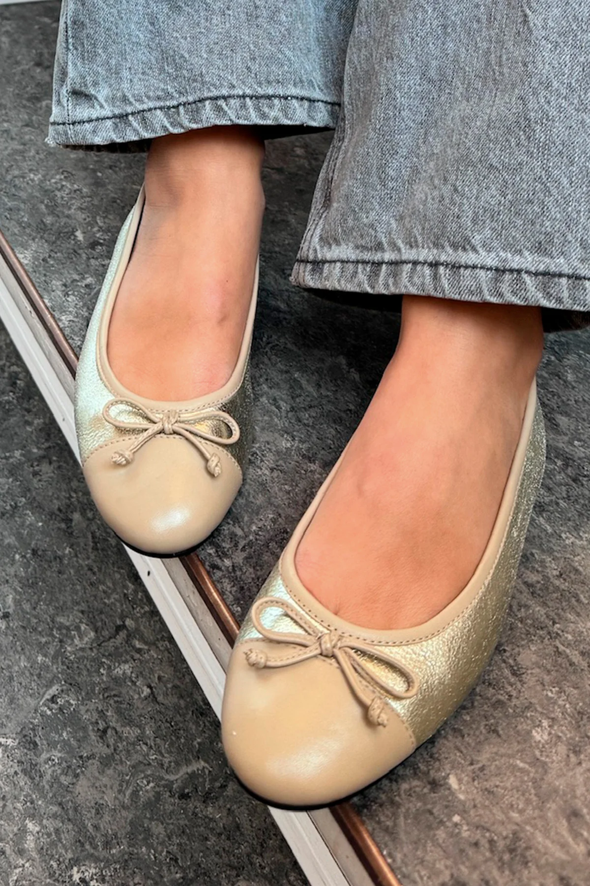 Like Moving - Gold/Nude Ballerina | Gold/Nude | Ballerina fra Copenhagen Shoes