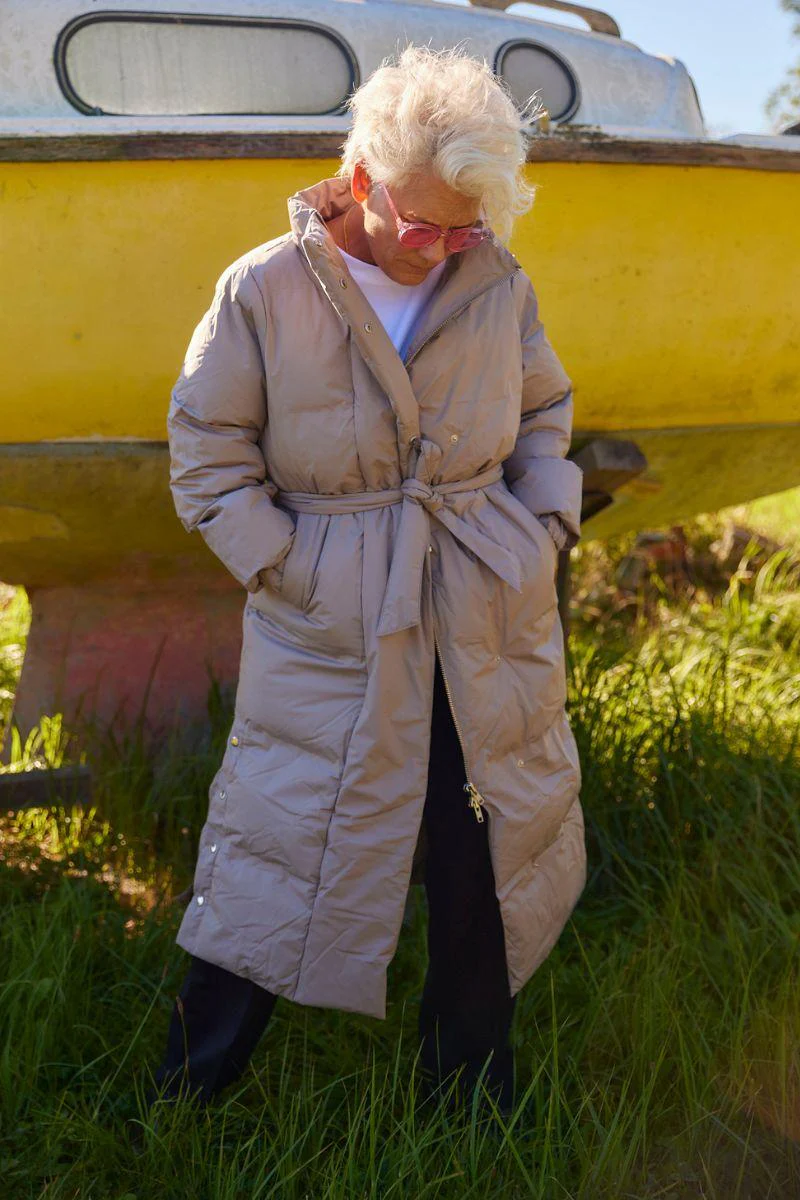 Lilly Long coat | Taupe | Frakke fra French Laundry - Image 7