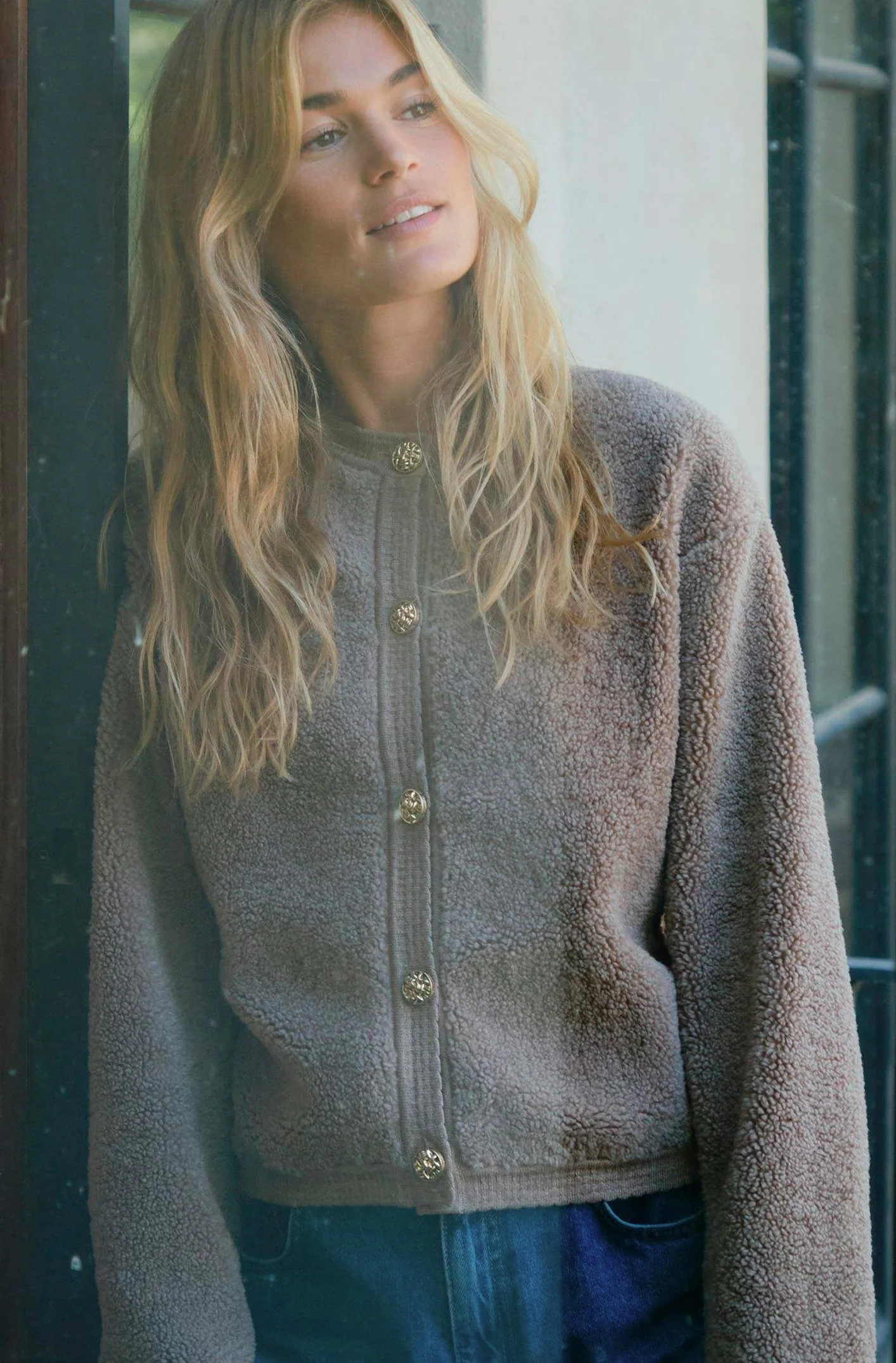 Limo Fluffy Knit Cardigan | Dark Sand | Strik fra Neo Noir - Image 3