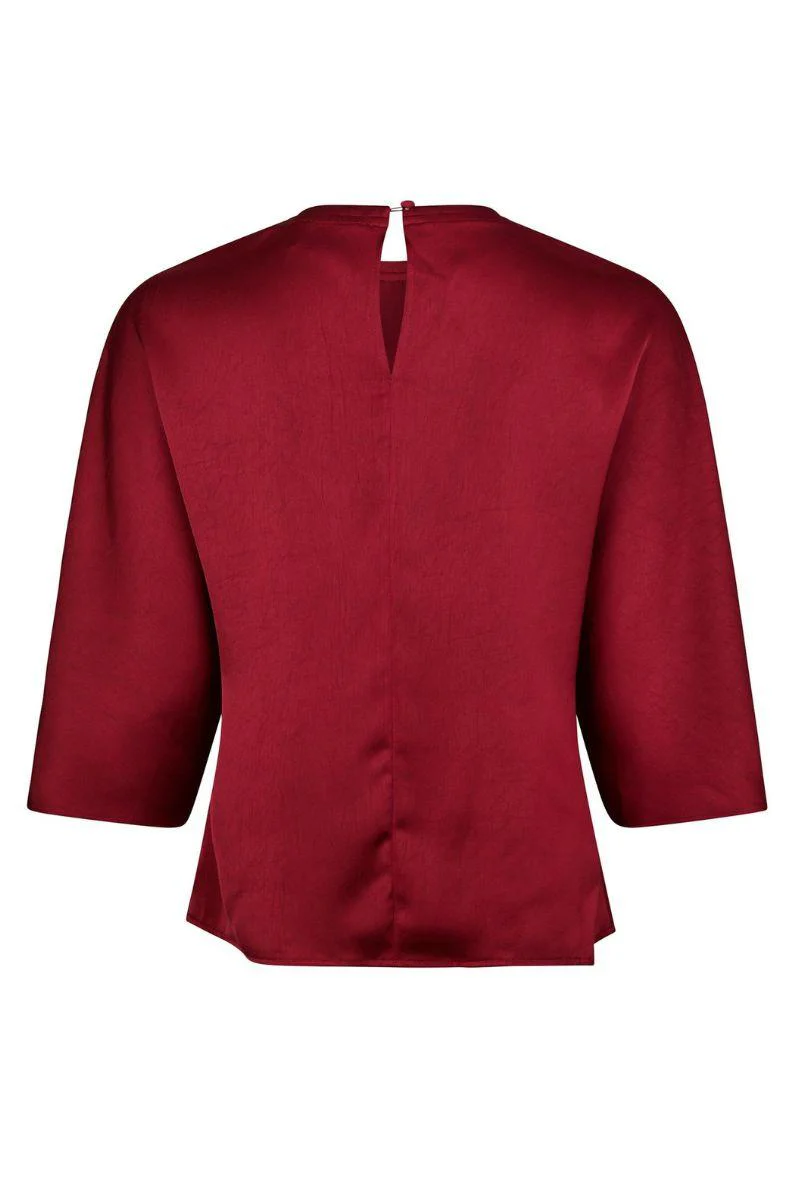 Liora Heavy Sateen Blouse | Dark Red | Bluse fra Neo Noir - Image 4