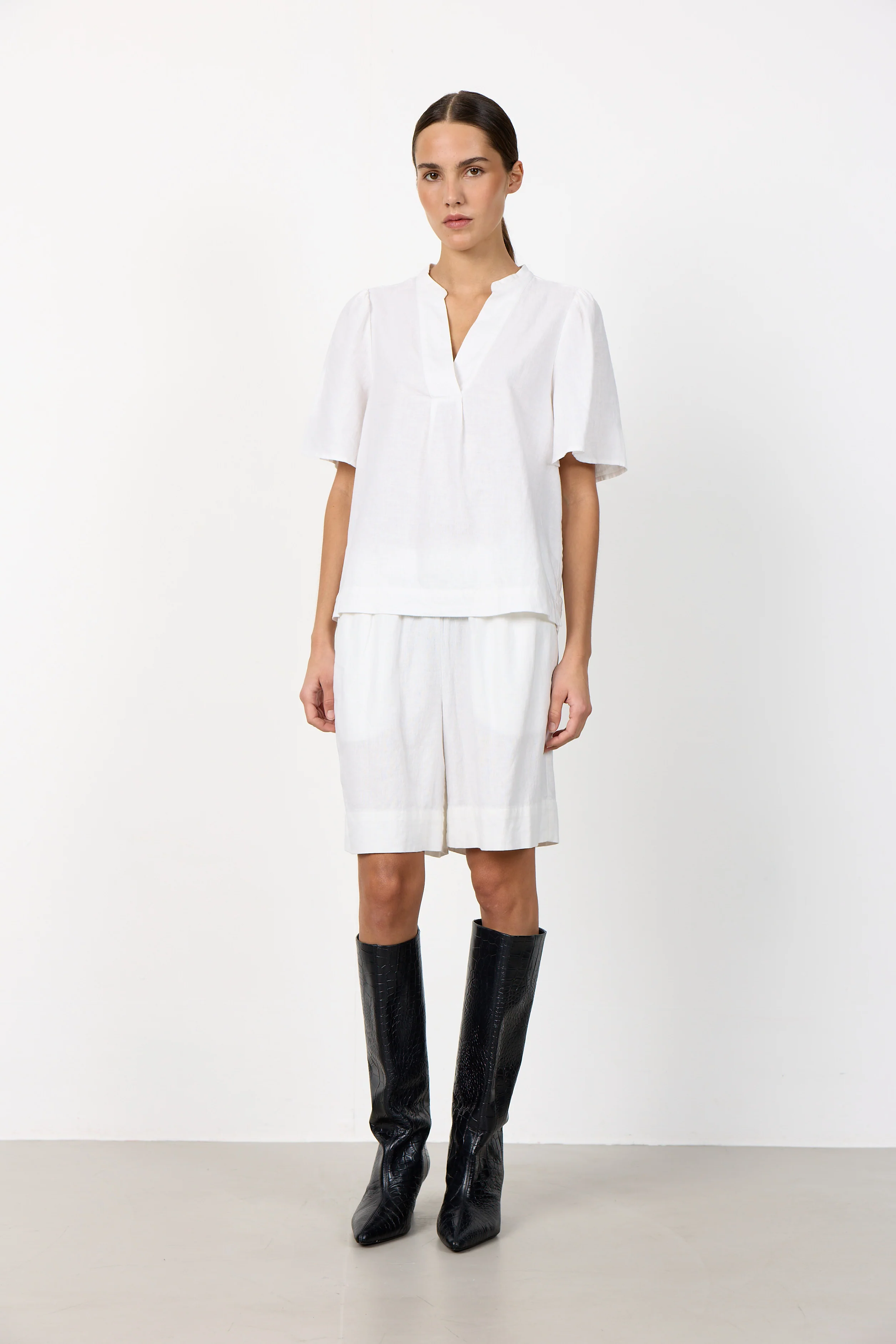 Naja 32 | White | Bluse fra Levete Room - Image 7