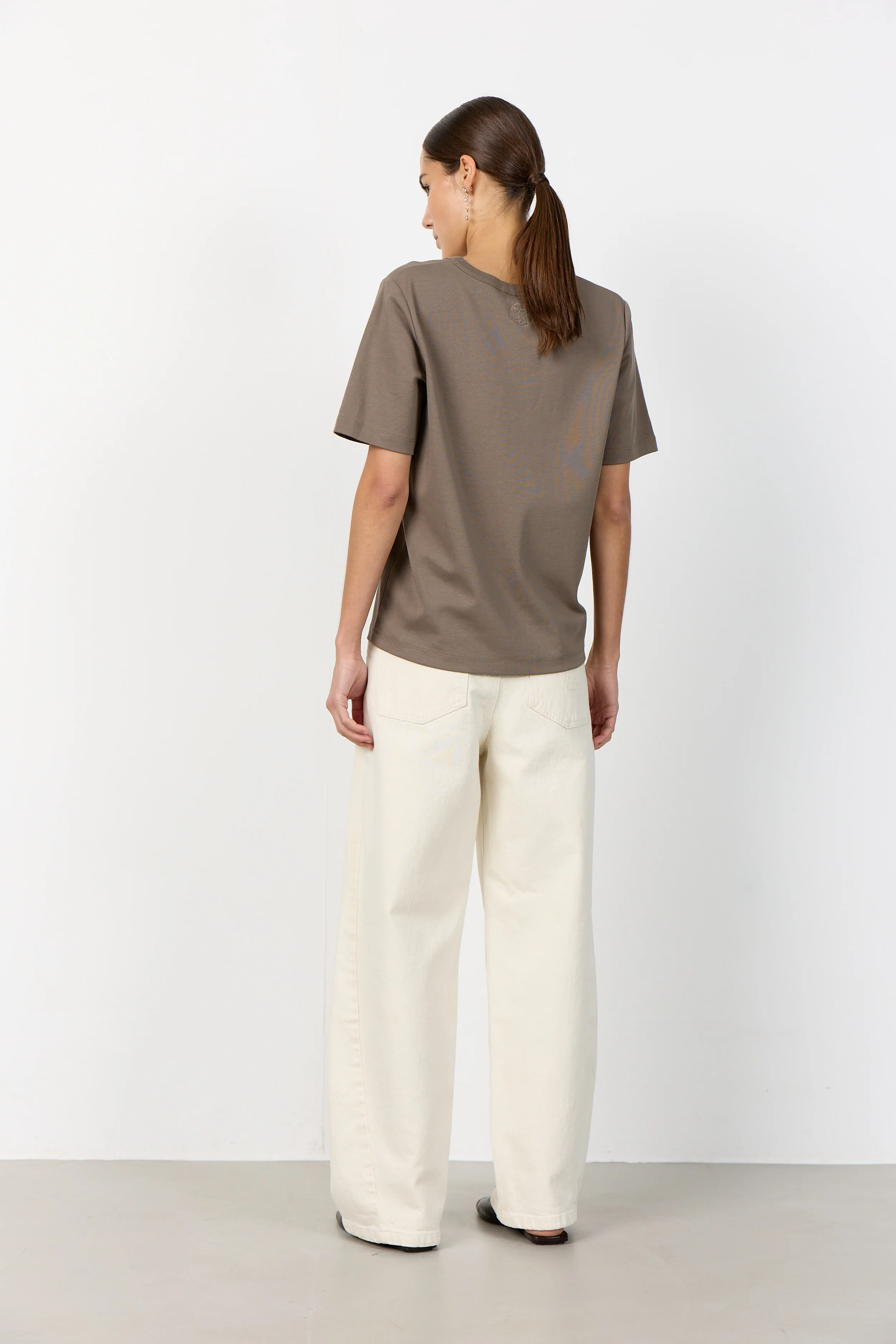 Paloma 2 | Falcon | T-Shirt fra Levete Room - Image 7