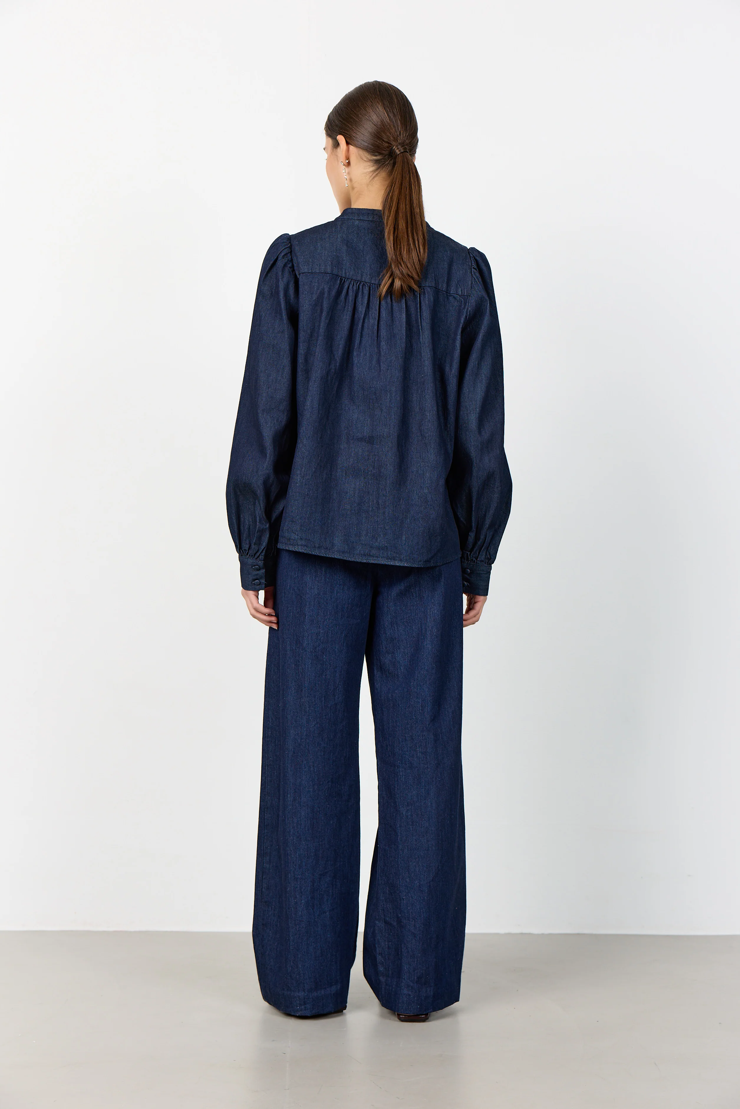 Pietta 2 | Dark Navy | Skjorte fra Levete Room - Image 7