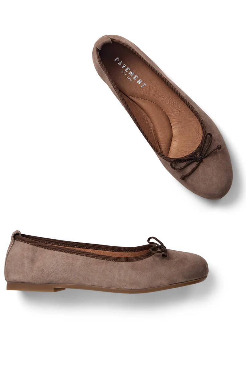 Lucy Lu 23171-1 | Brun ruskind | Ballerinaer fra Pavement - Image 2